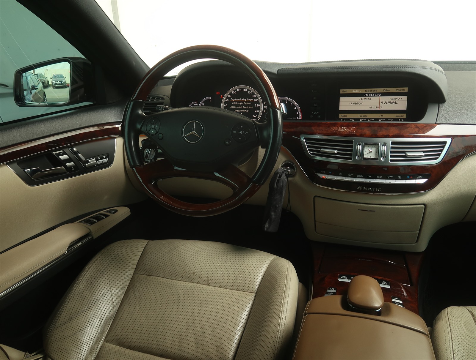 Mercedes-Benz S, 2010 - pohled č. 9