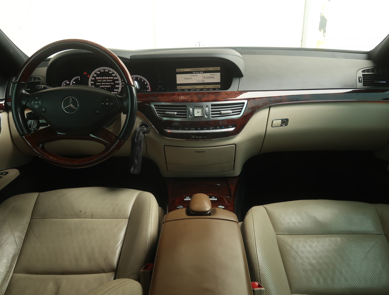 Mercedes-Benz S, 2010 - pohled č. 10