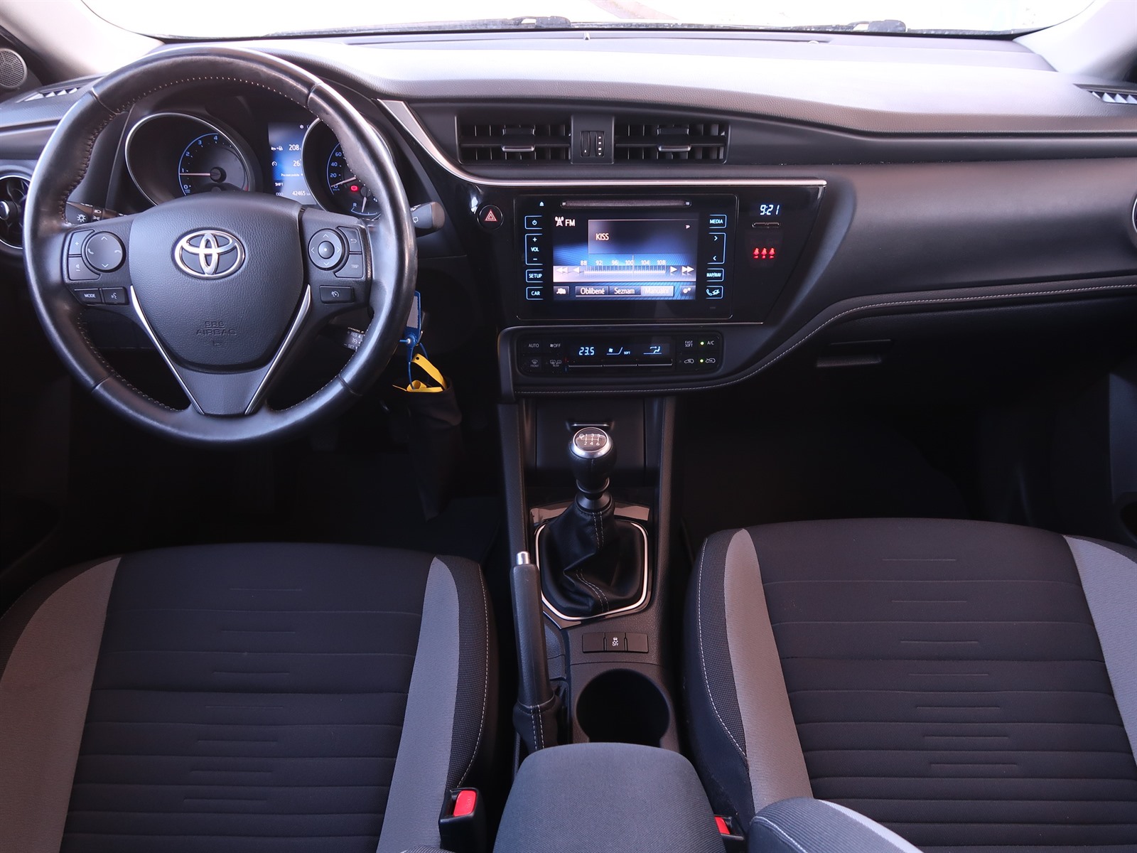 Toyota Auris, 2017 - pohled č. 10