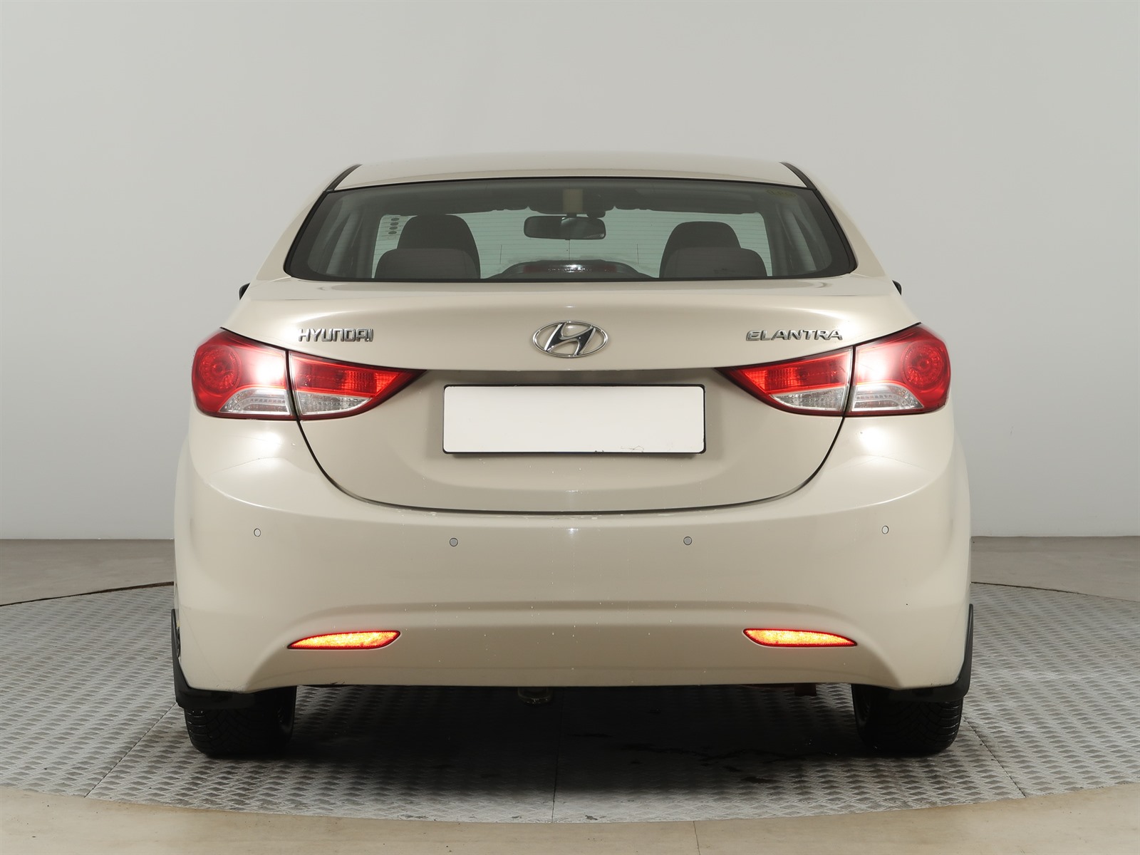 Hyundai Elantra, 2013 - pohled č. 6