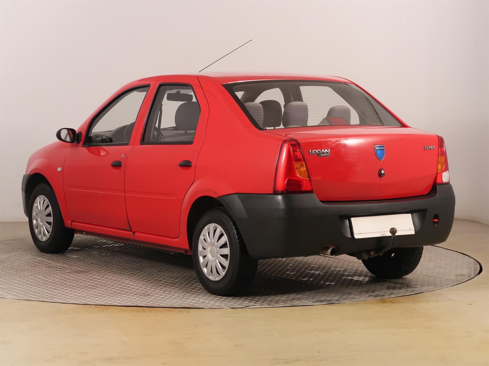 Dacia Logan, 2006 - pohled č. 5