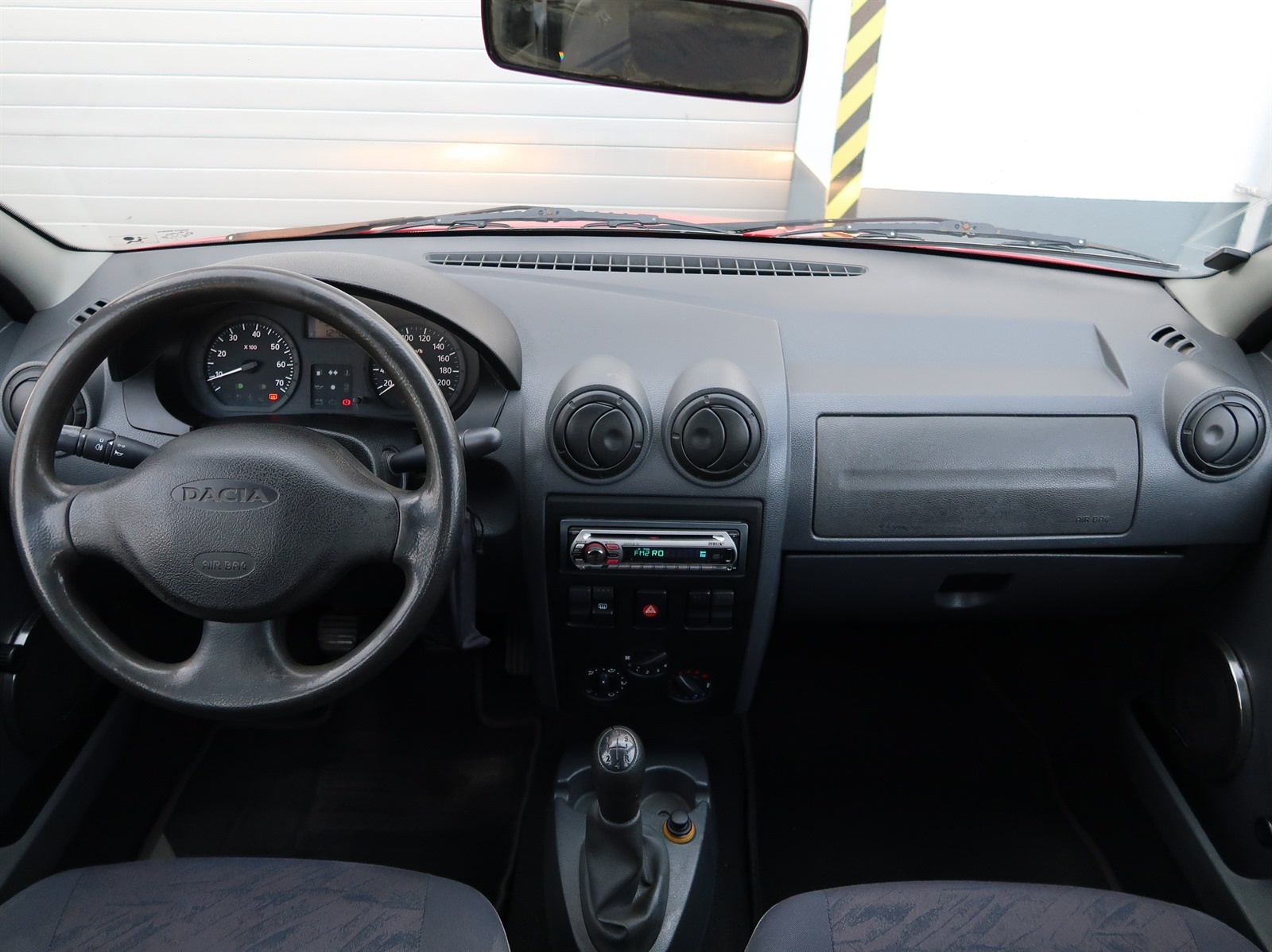 Dacia Logan, 2006 - pohled č. 10