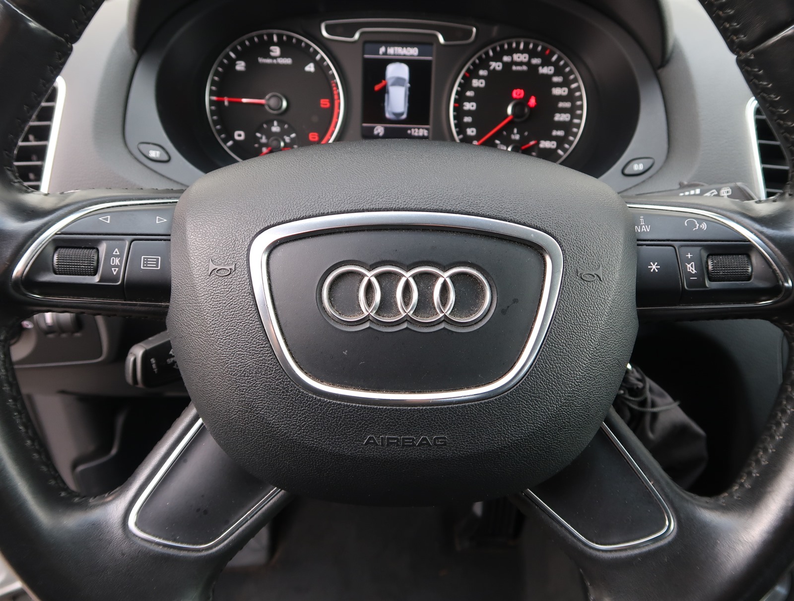 Audi Q3, 2012 - pohled č. 25