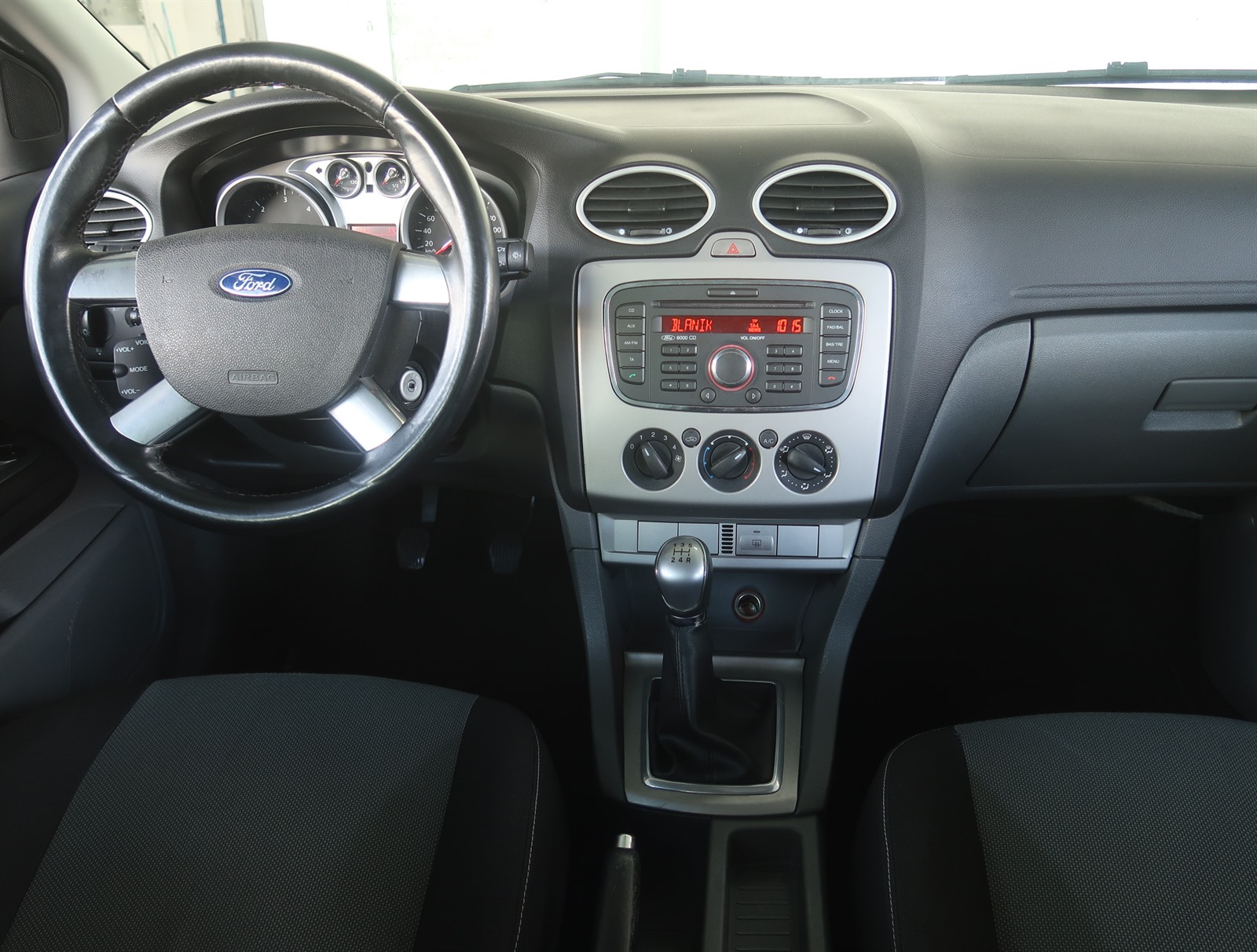 Ford Focus, 2010 - pohled č. 10