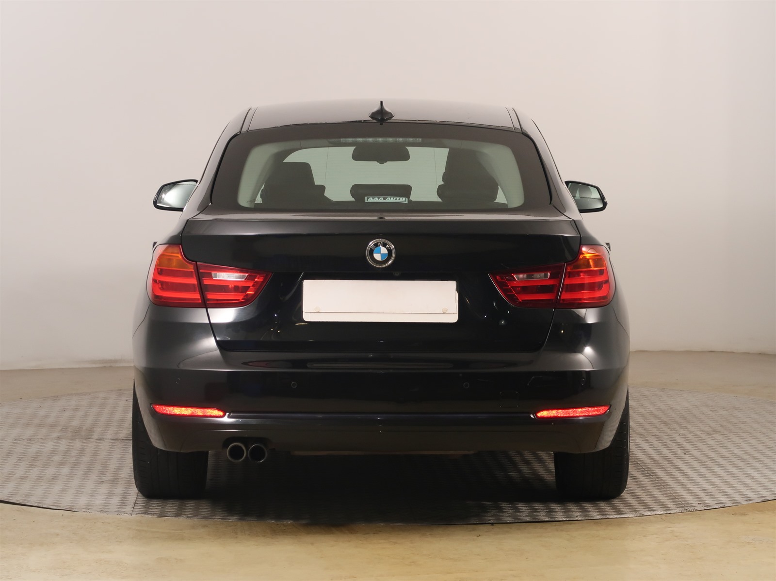 BMW 3GT, 2016 - pohled č. 6