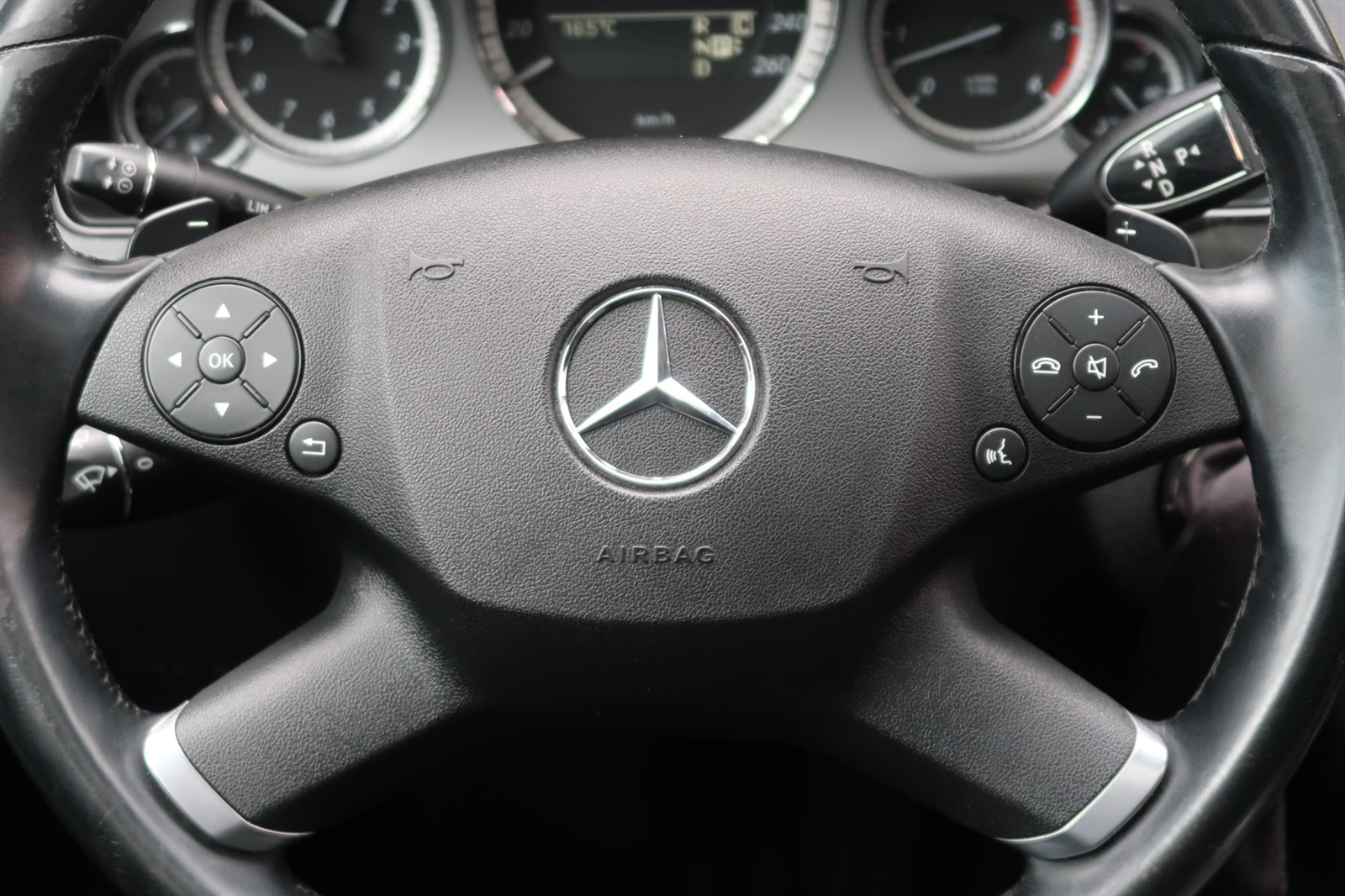 Mercedes-Benz E, 2010 - pohled č. 27