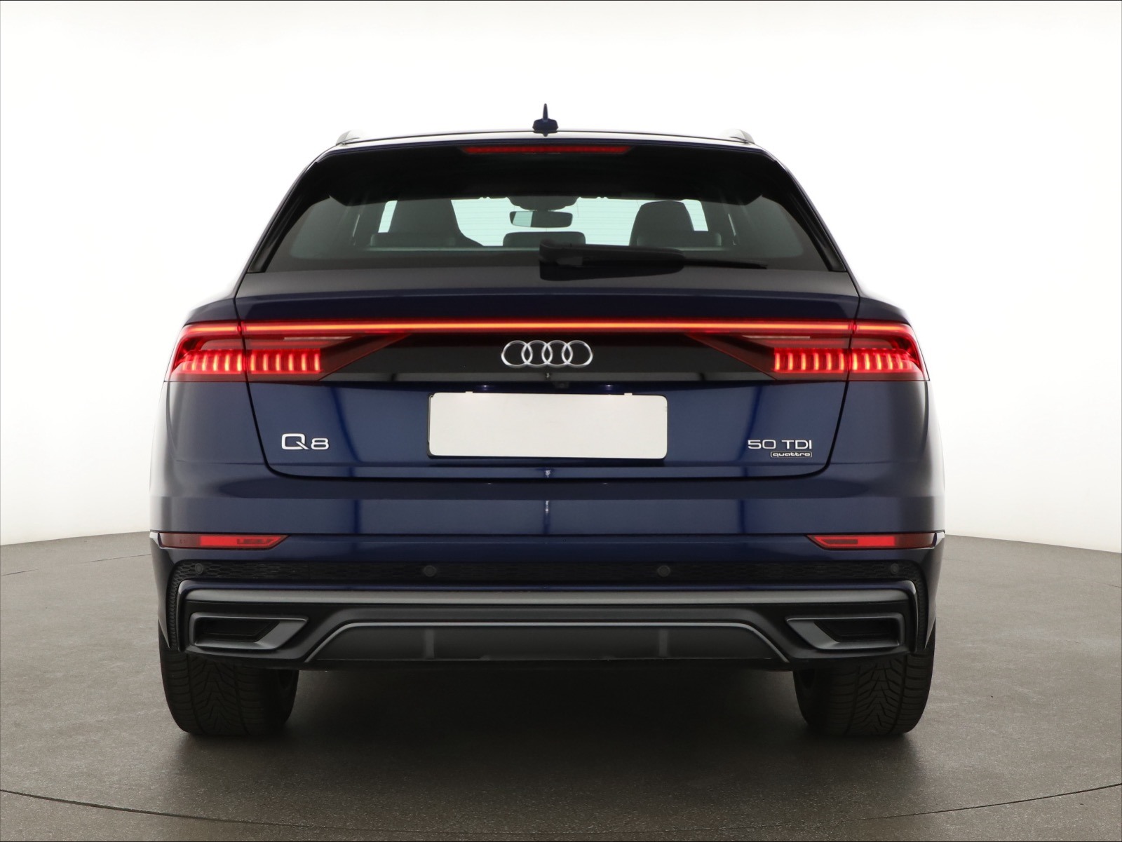 Audi Q8, 2020 - pohled č. 6