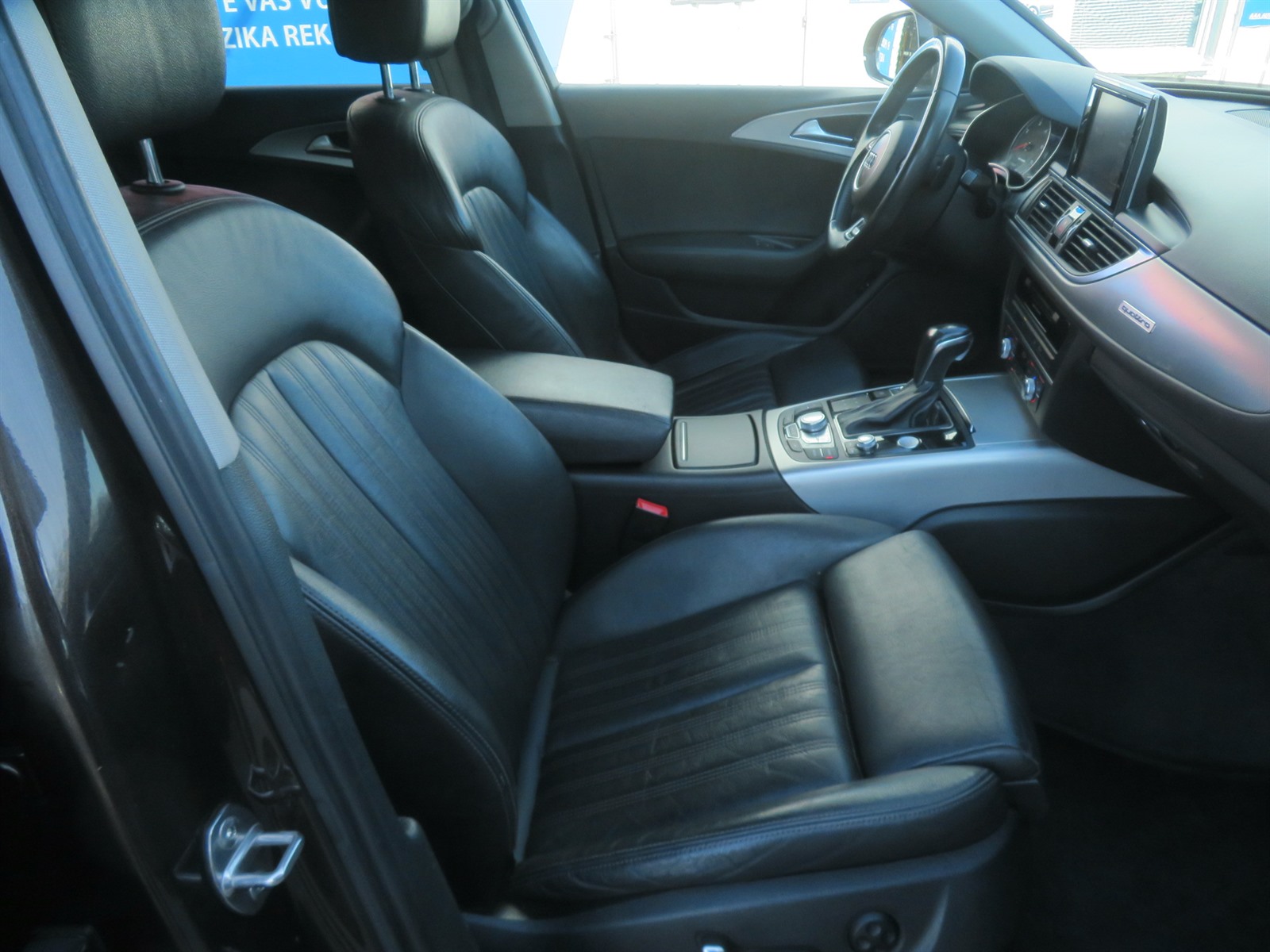 Audi A6 Allroad, 2014 - pohled č. 12