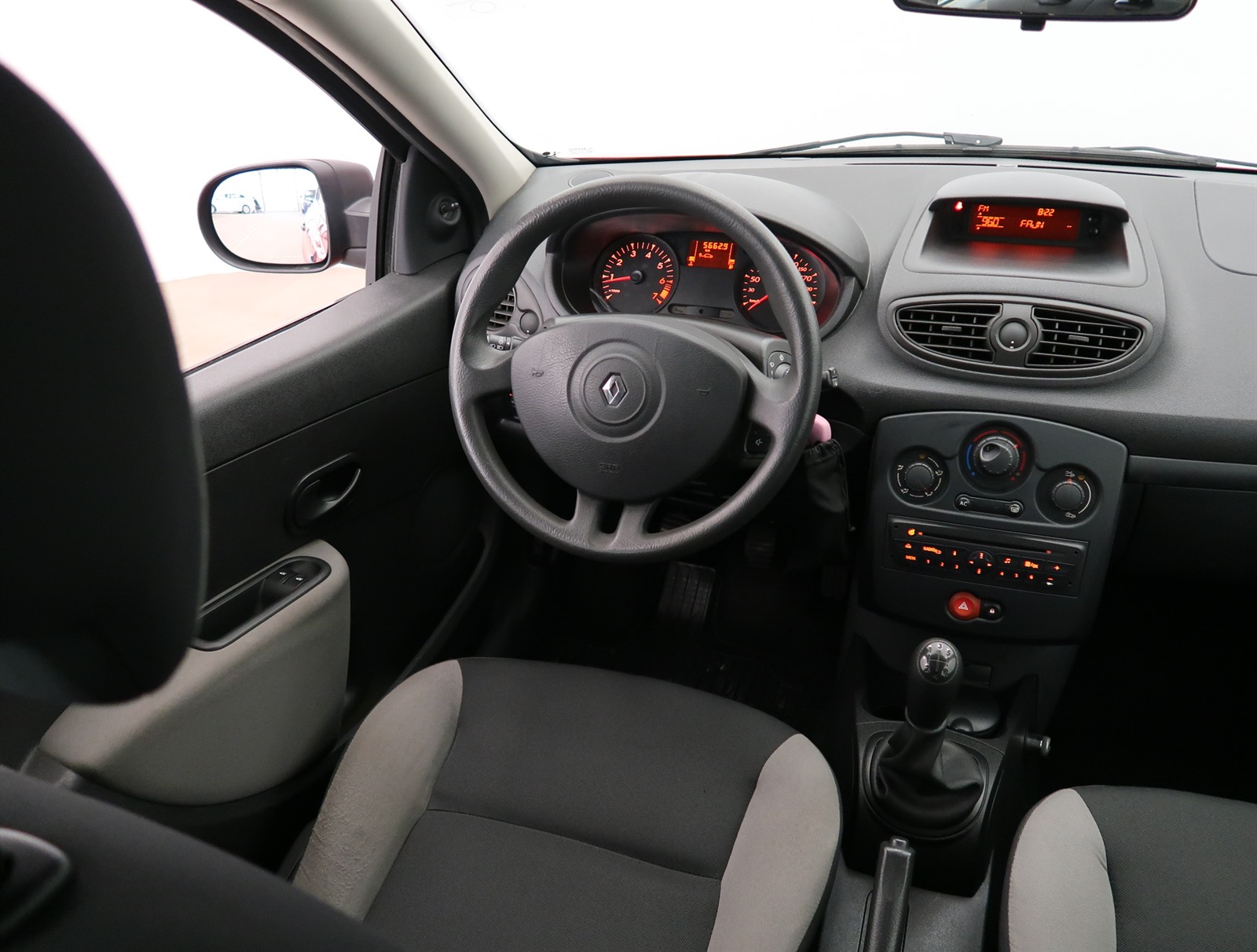 Renault Clio, 2010 - pohled č. 9