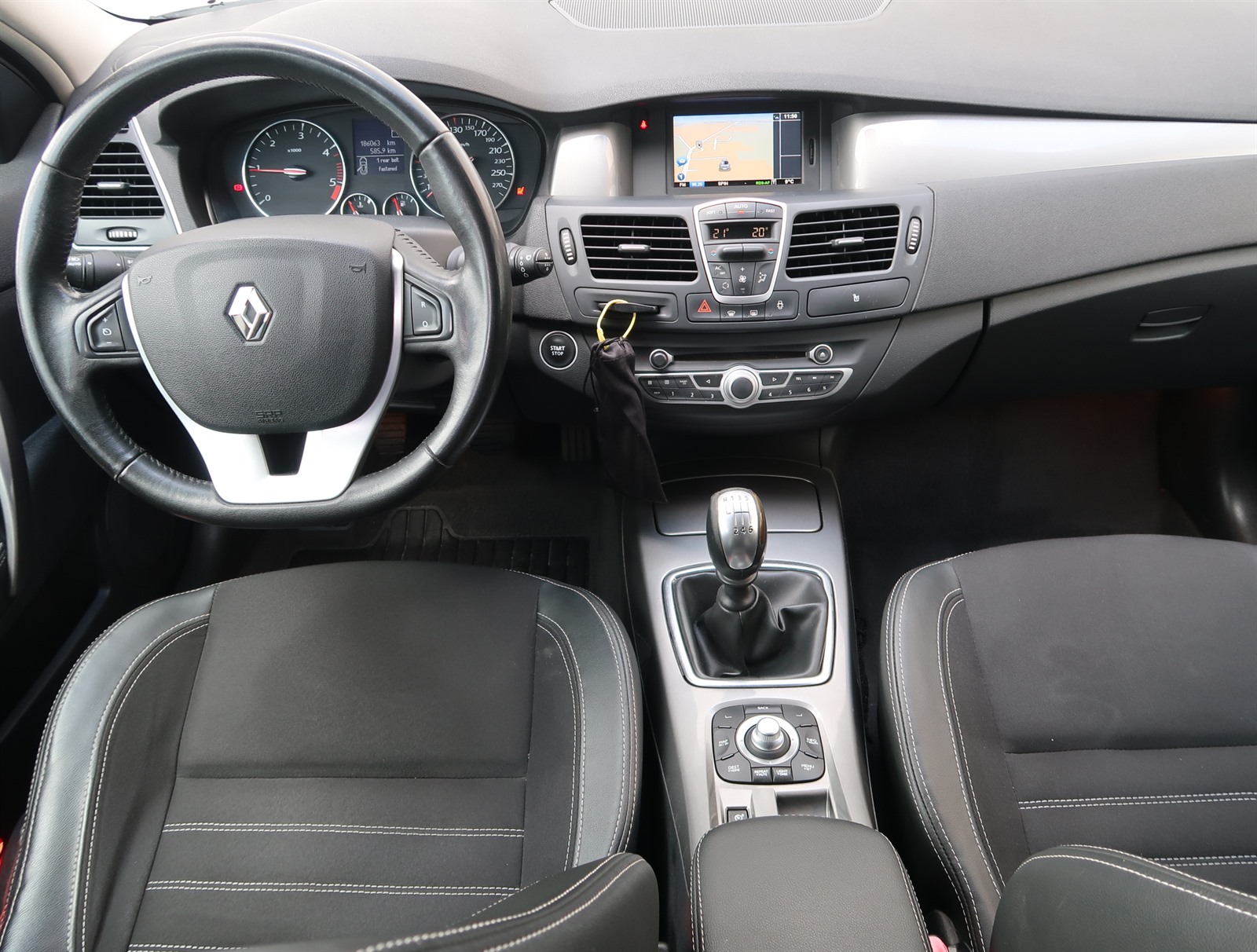 Renault Laguna, 2013 - pohled č. 10