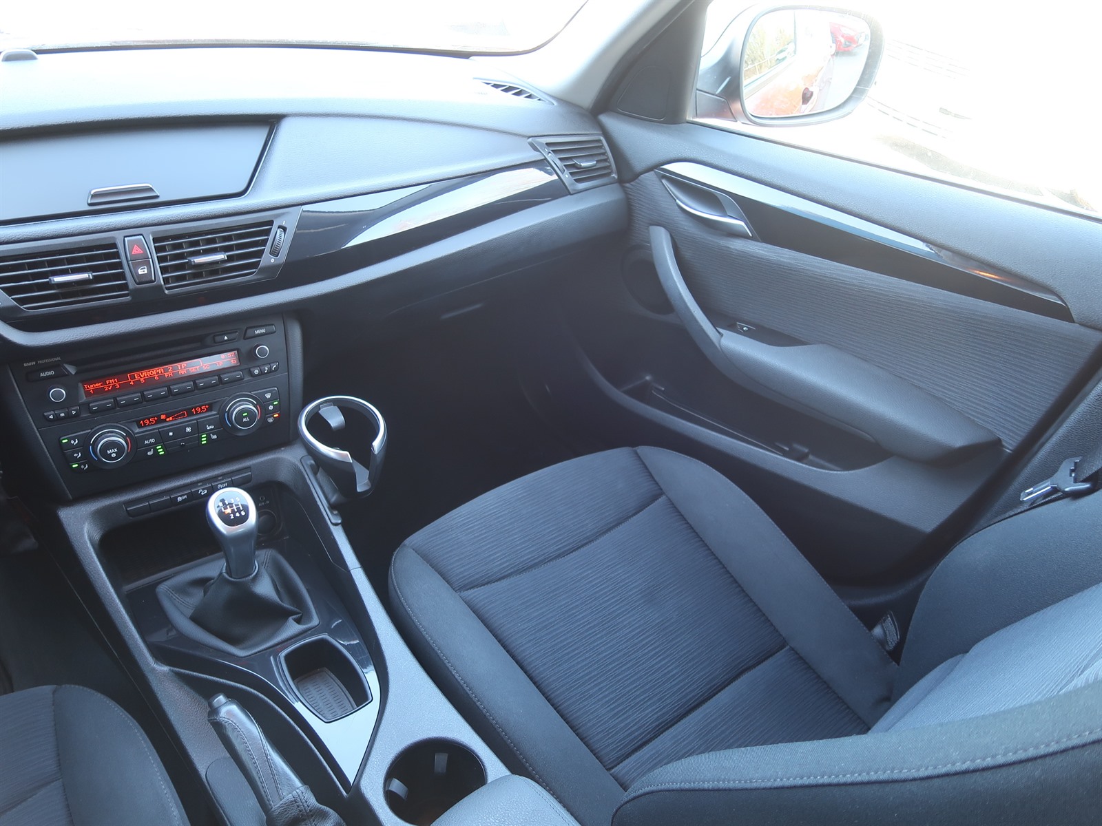 BMW X1, 2012 - pohled č. 11