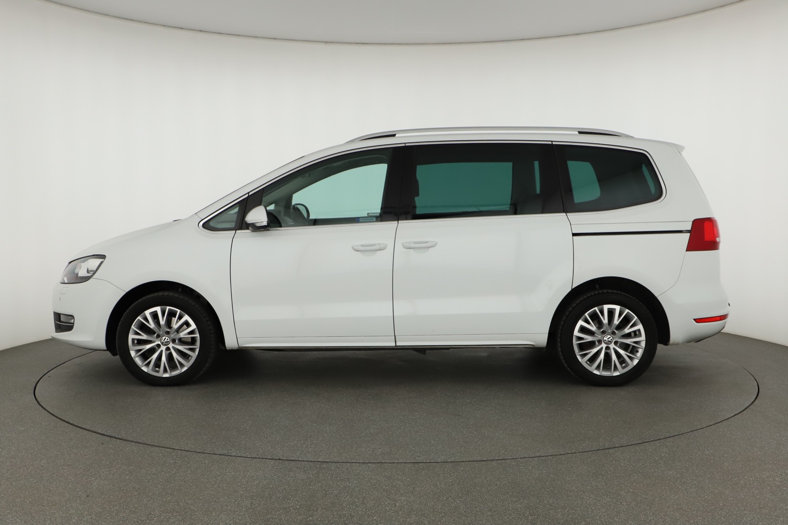 Volkswagen Sharan, 2015 - pohled č. 4