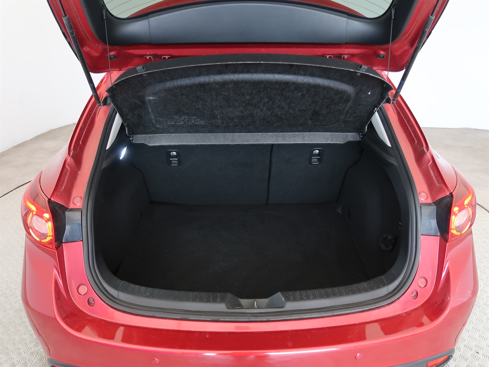 Mazda 3, 2015 - pohled č. 20