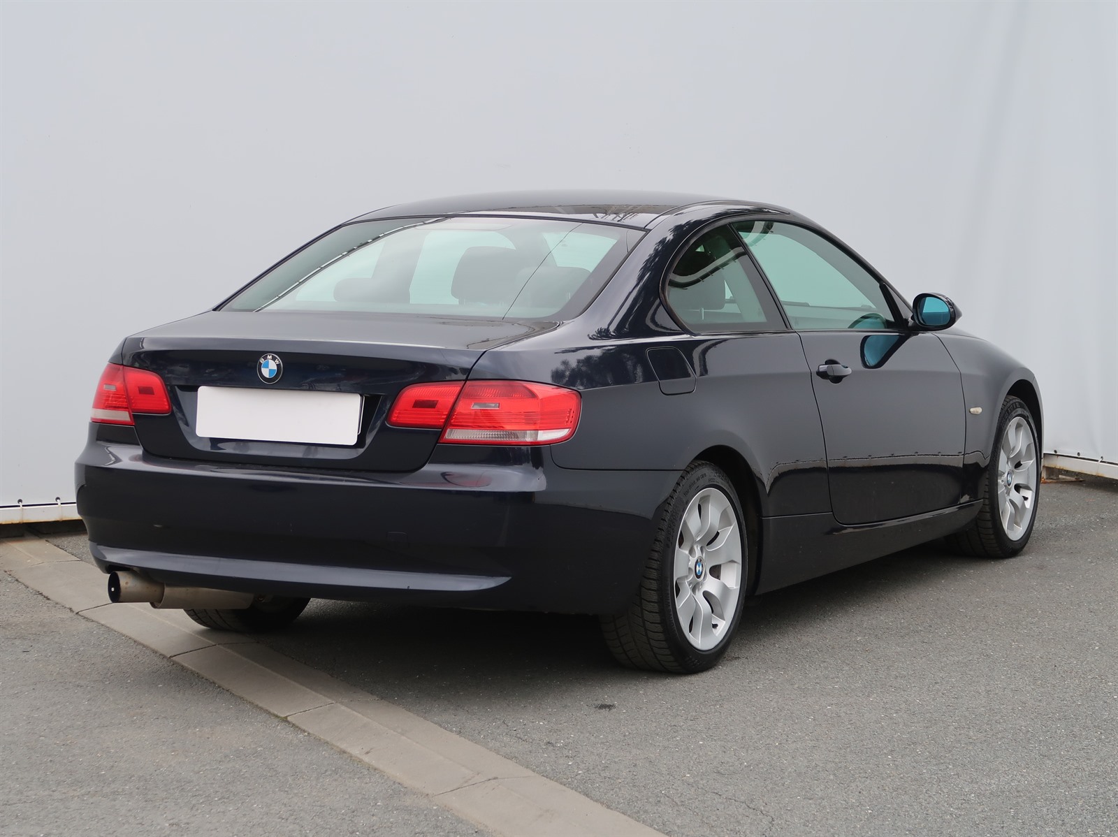 BMW Řada 3, 2007 - pohled č. 7