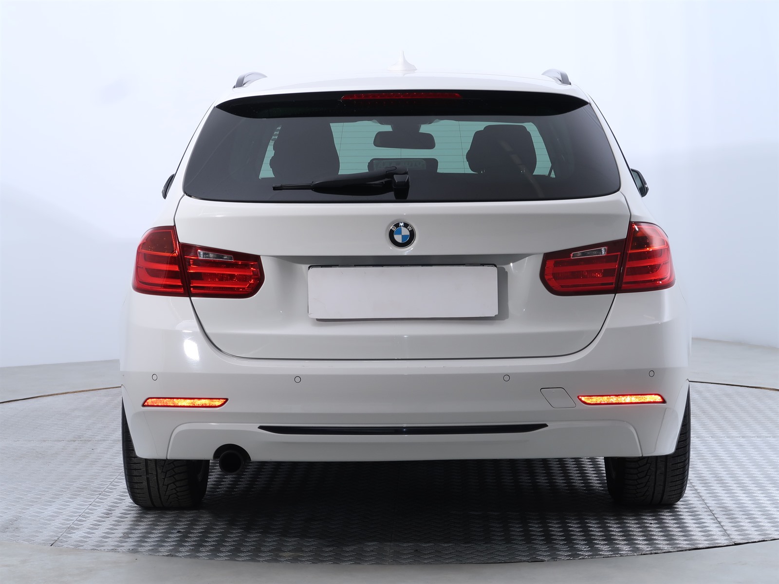 BMW Řada 3, 2015 - pohled č. 6