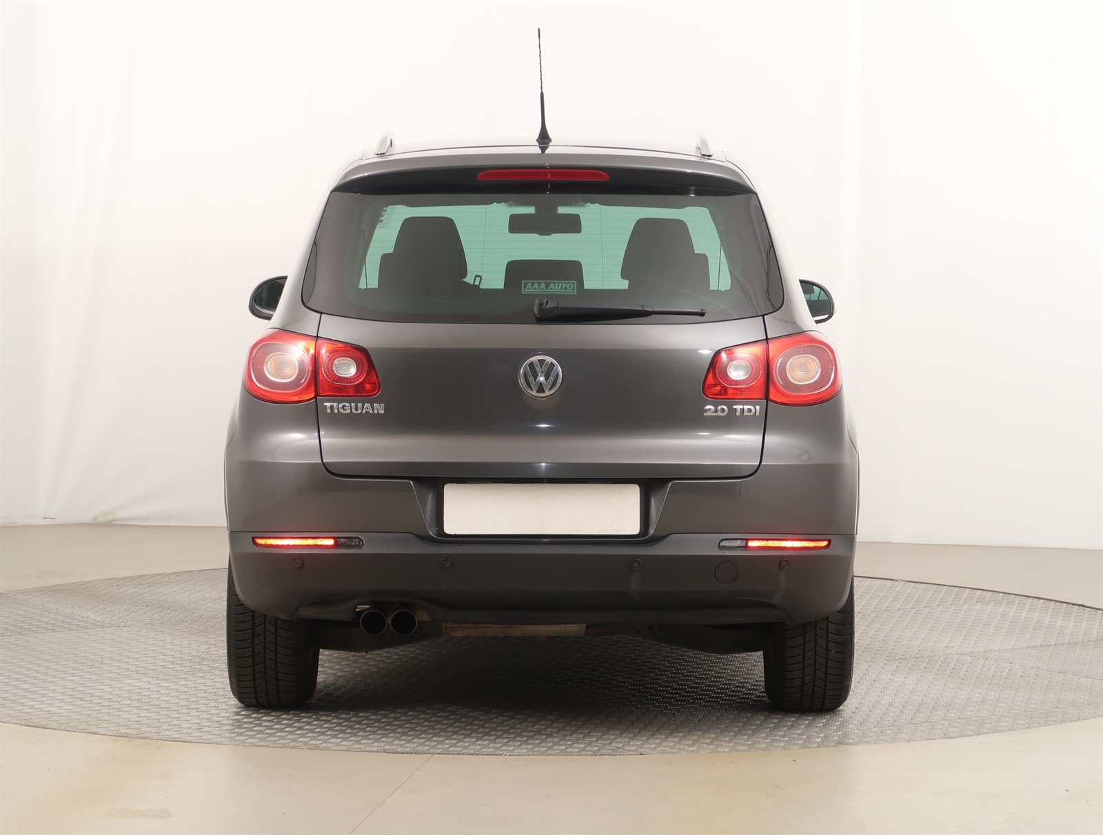 Volkswagen Tiguan, 2011 - pohled č. 6