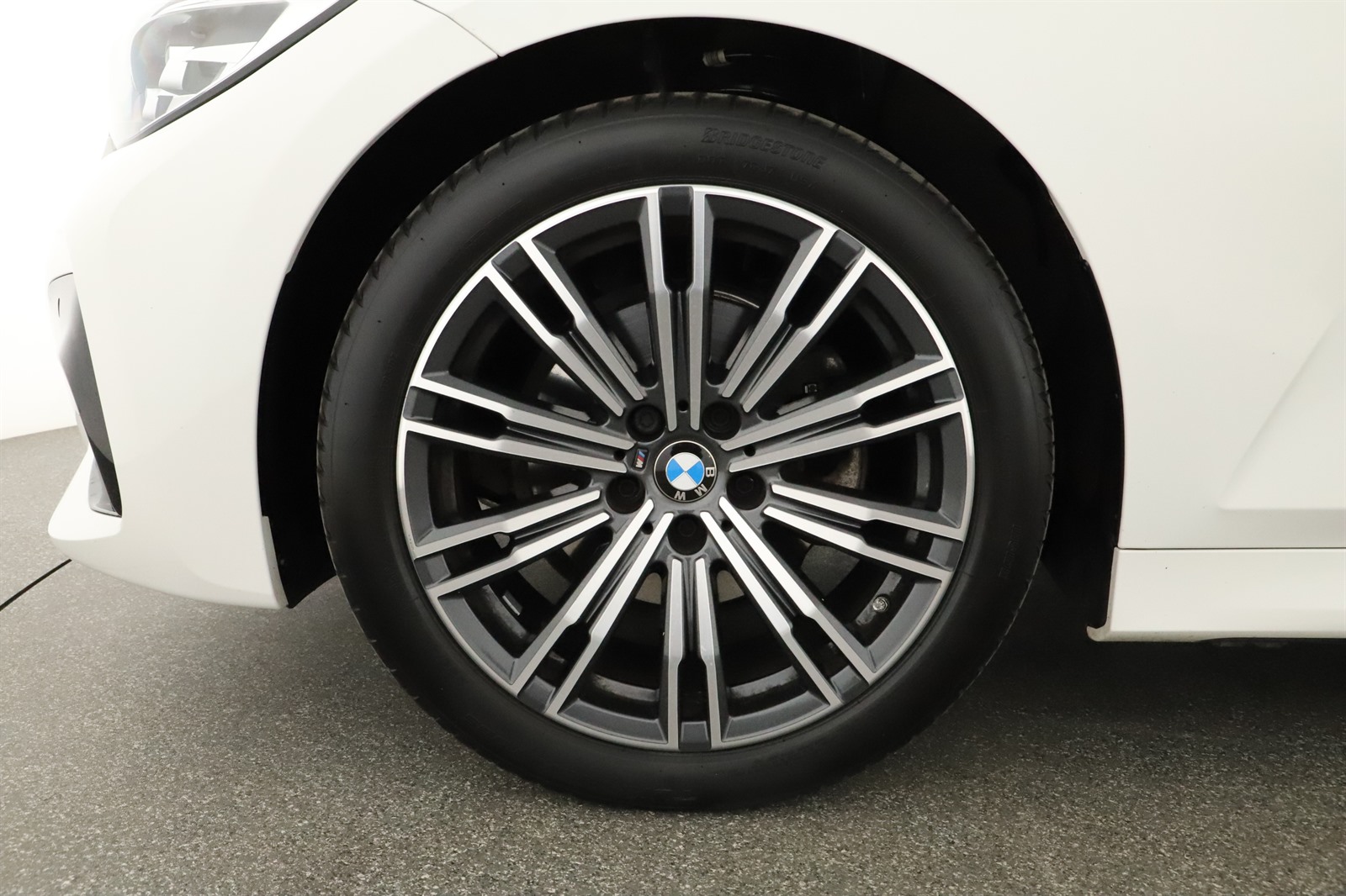 BMW Řada 3, 2021 - pohled č. 18