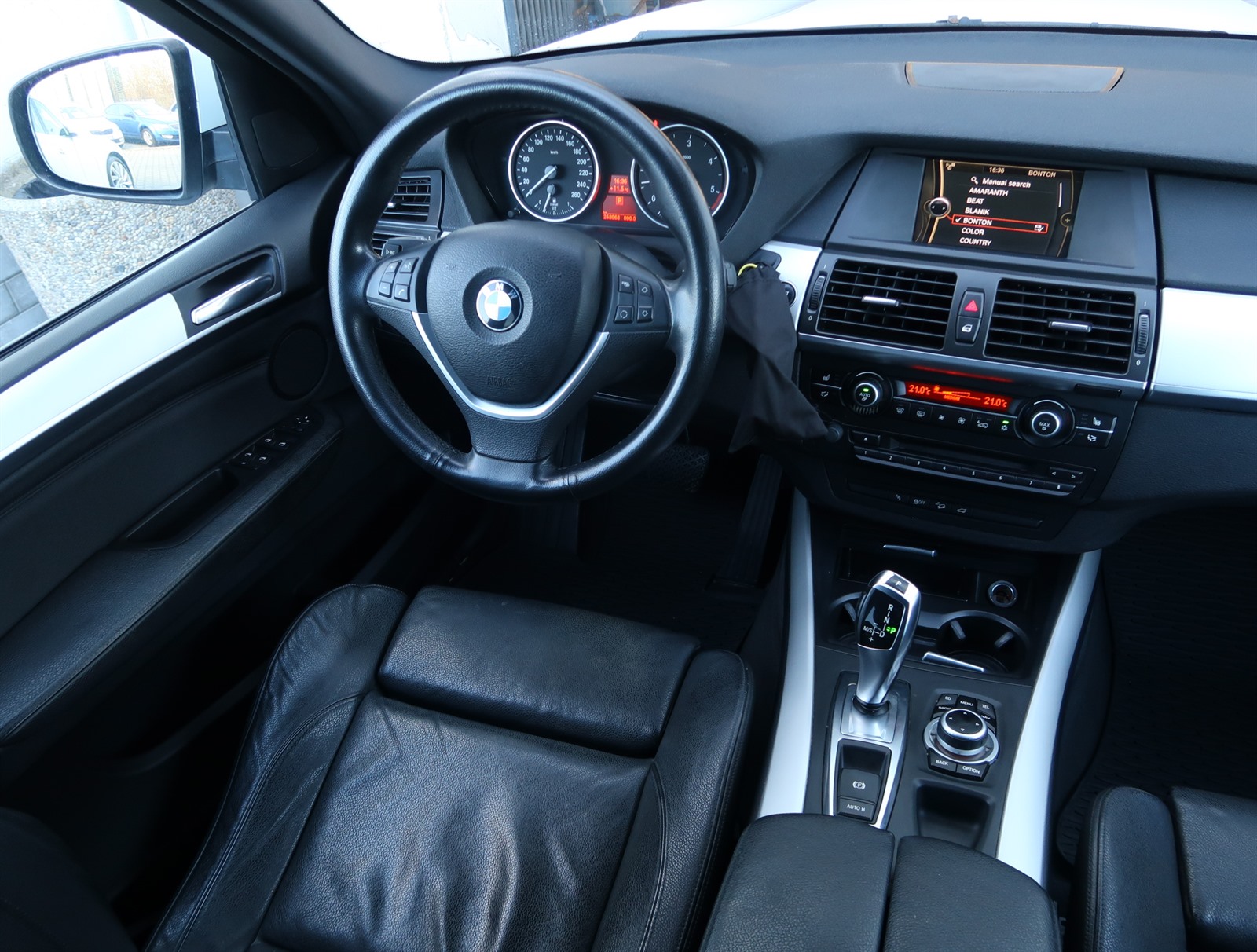 BMW X5, 2011 - pohled č. 9
