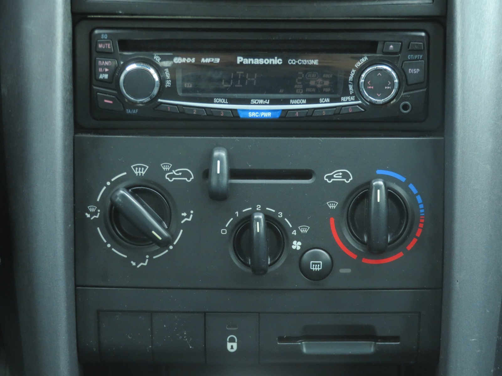 Peugeot 207, 2006 - pohled č. 18
