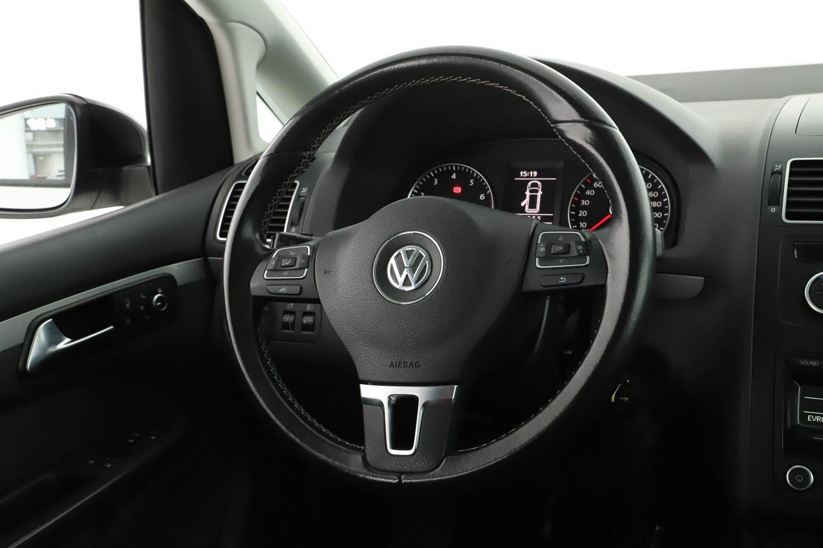 Volkswagen Touran, 2012 - pohled č. 14