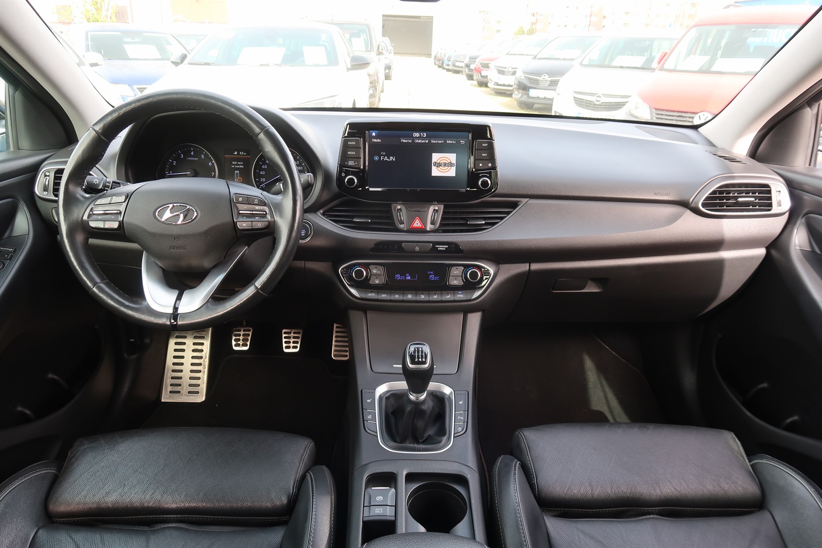 Hyundai i30 Fastback, 2018 - pohled č. 10