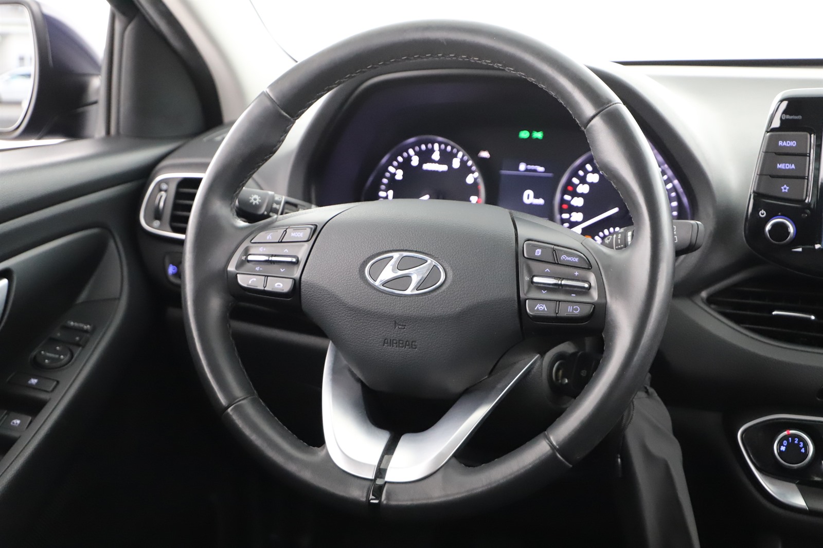 Hyundai i30, 2020 - pohled č. 14