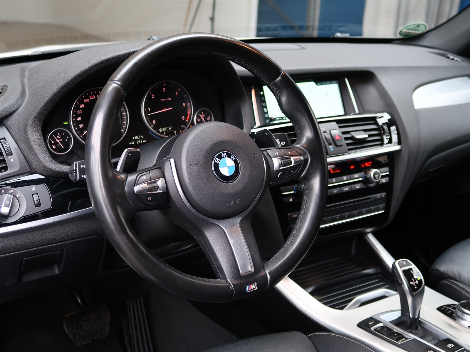 BMW X3, 2017 - pohled č. 22