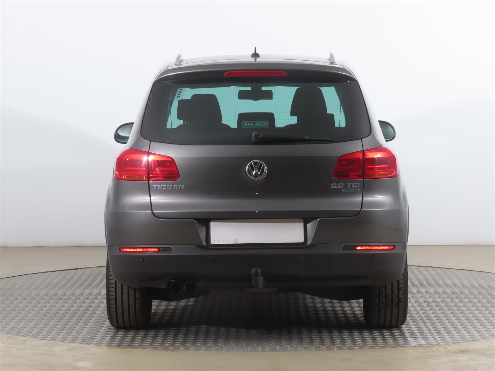 Volkswagen Tiguan, 2012 - pohled č. 6