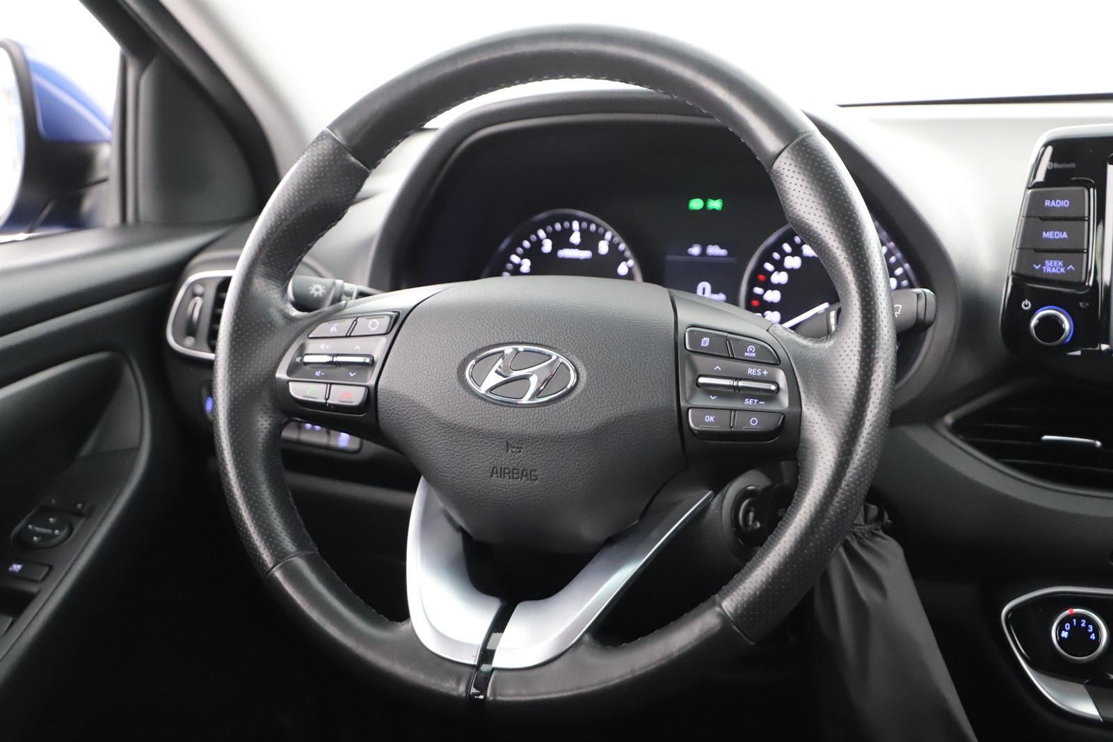 Hyundai i30 Fastback, 2019 - pohled č. 14