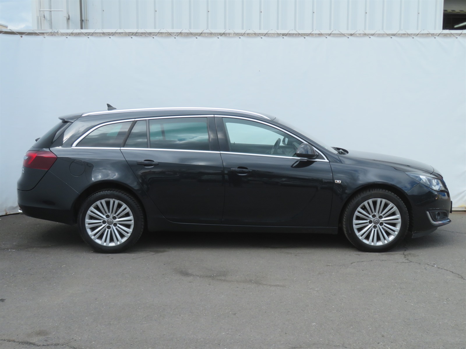 Opel Insignia, 2015 - pohled č. 8