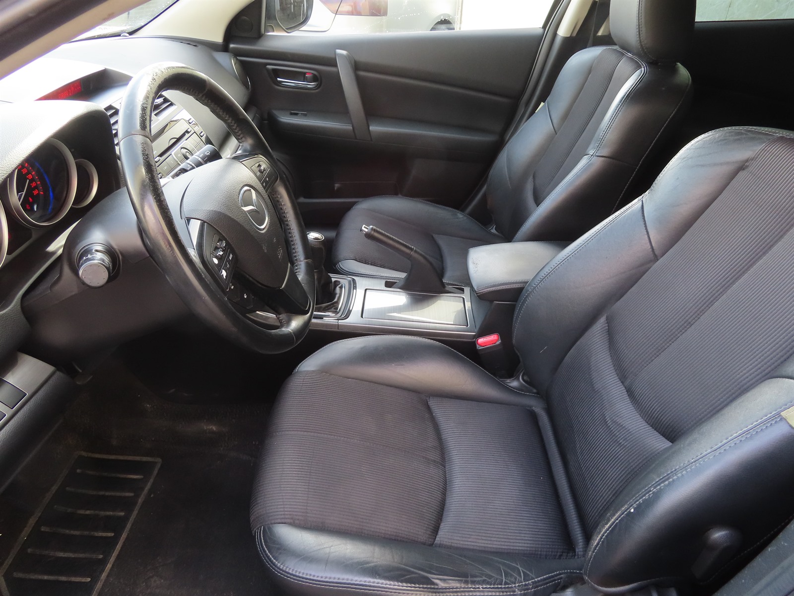 Mazda 6, 2011 - pohled č. 16