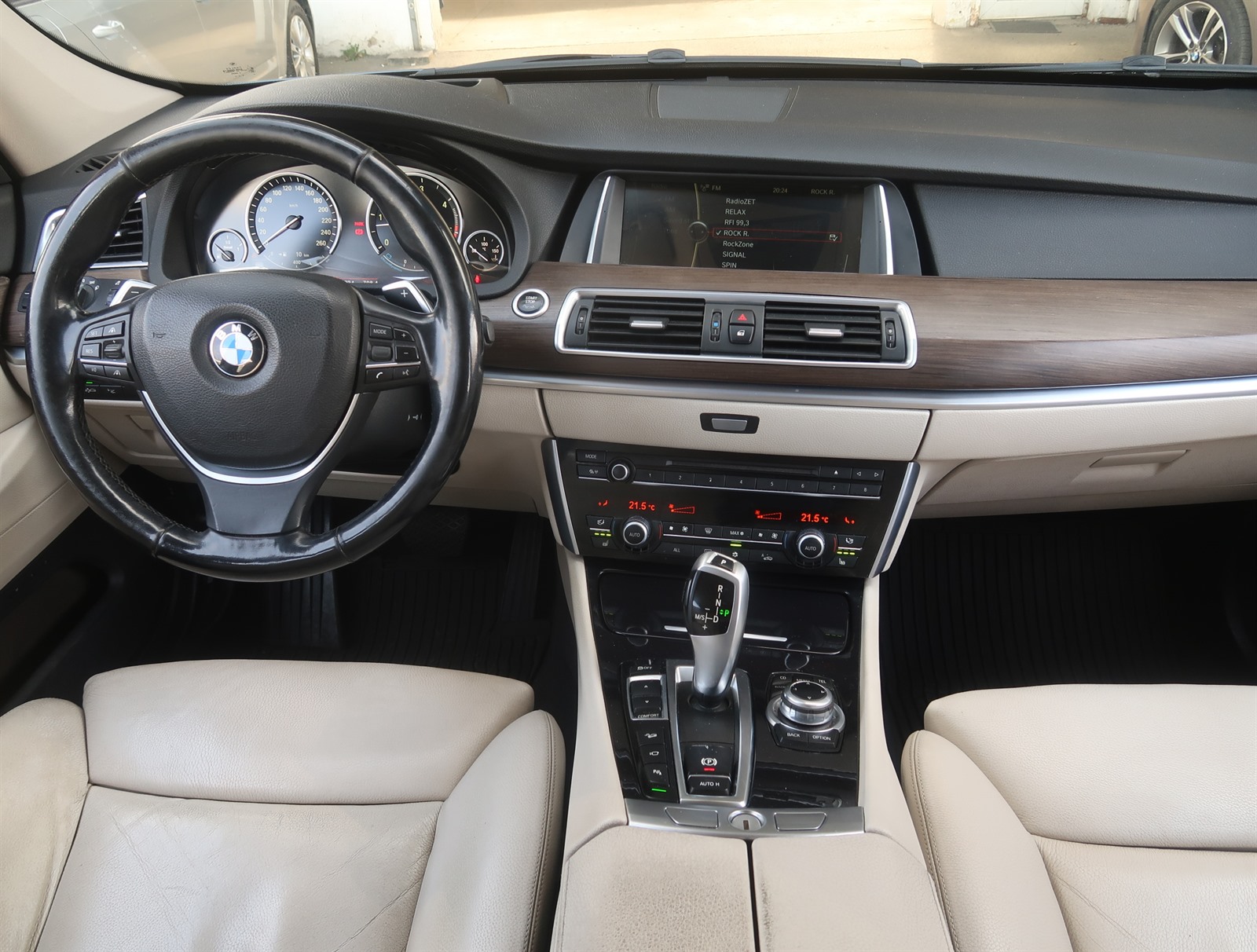BMW 5GT, 2010 - pohled č. 10