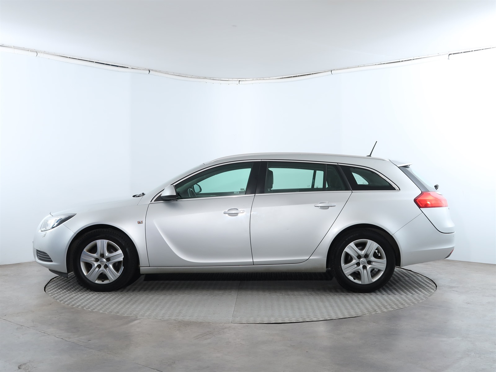 Opel Insignia, 2013 - pohled č. 4