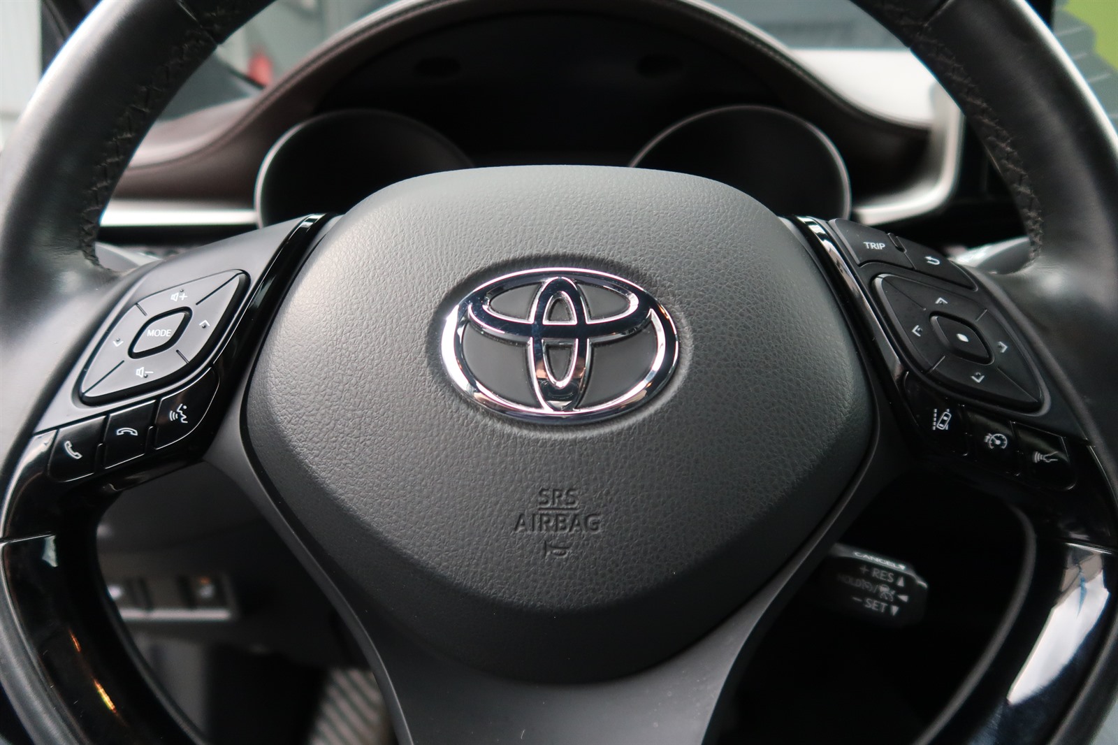 Toyota C-HR, 2018 - pohled č. 24