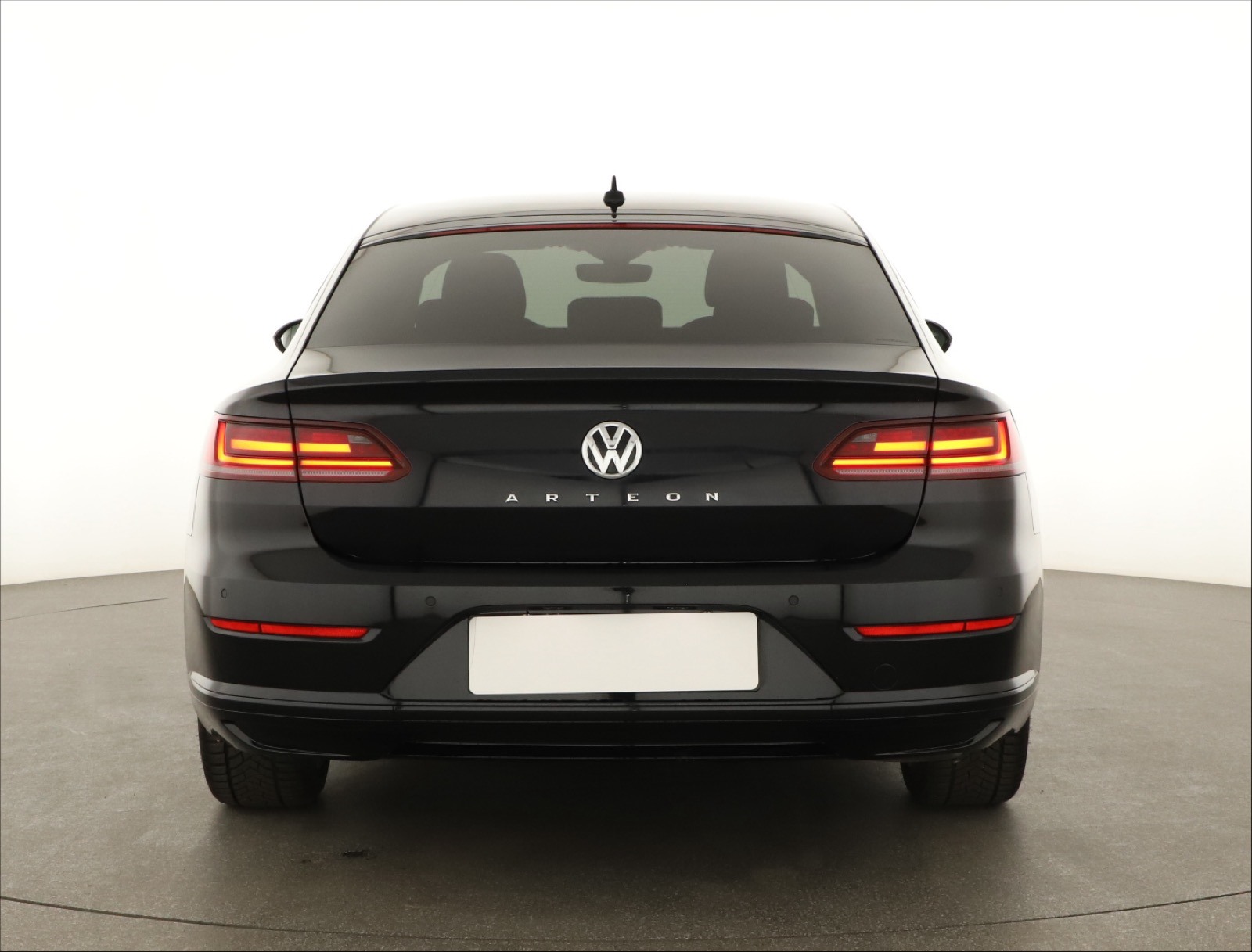 Volkswagen Arteon, 2019 - pohled č. 6