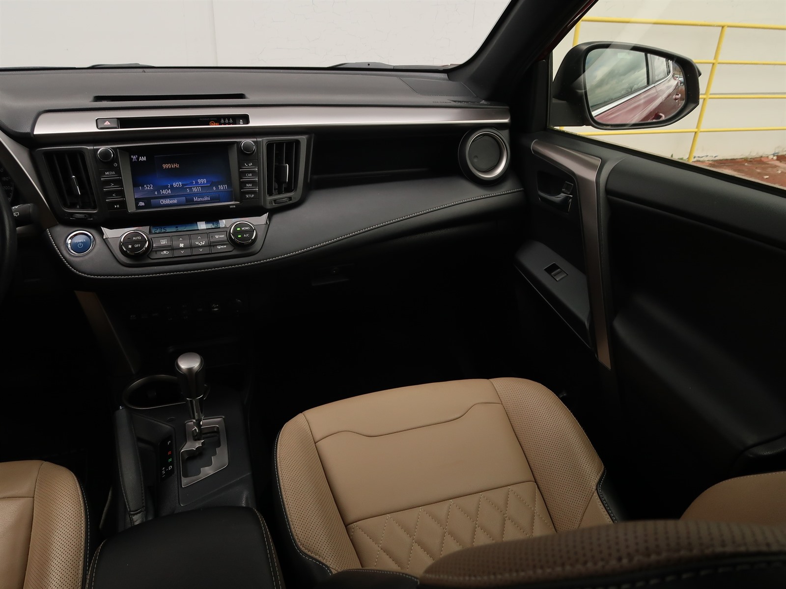 Toyota RAV 4, 2018 - pohled č. 11
