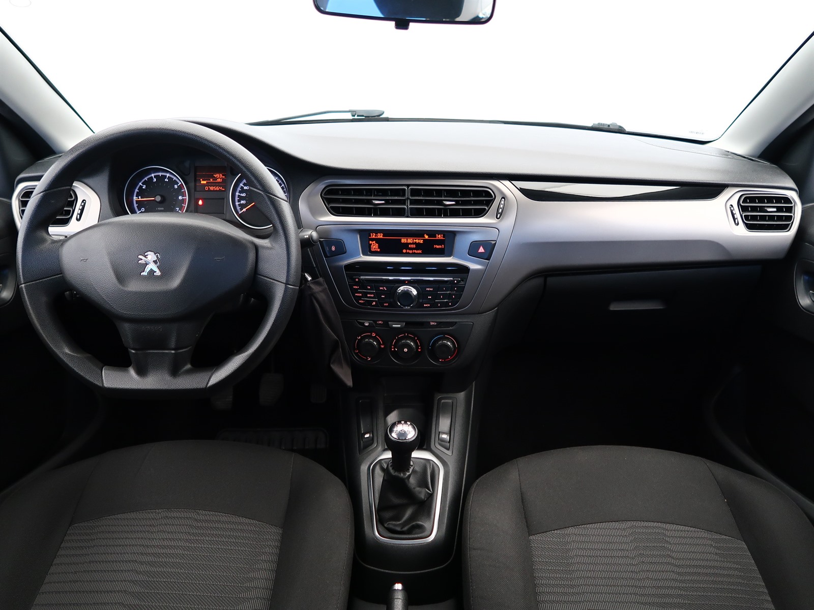 Peugeot 301, 2017 - pohled č. 10
