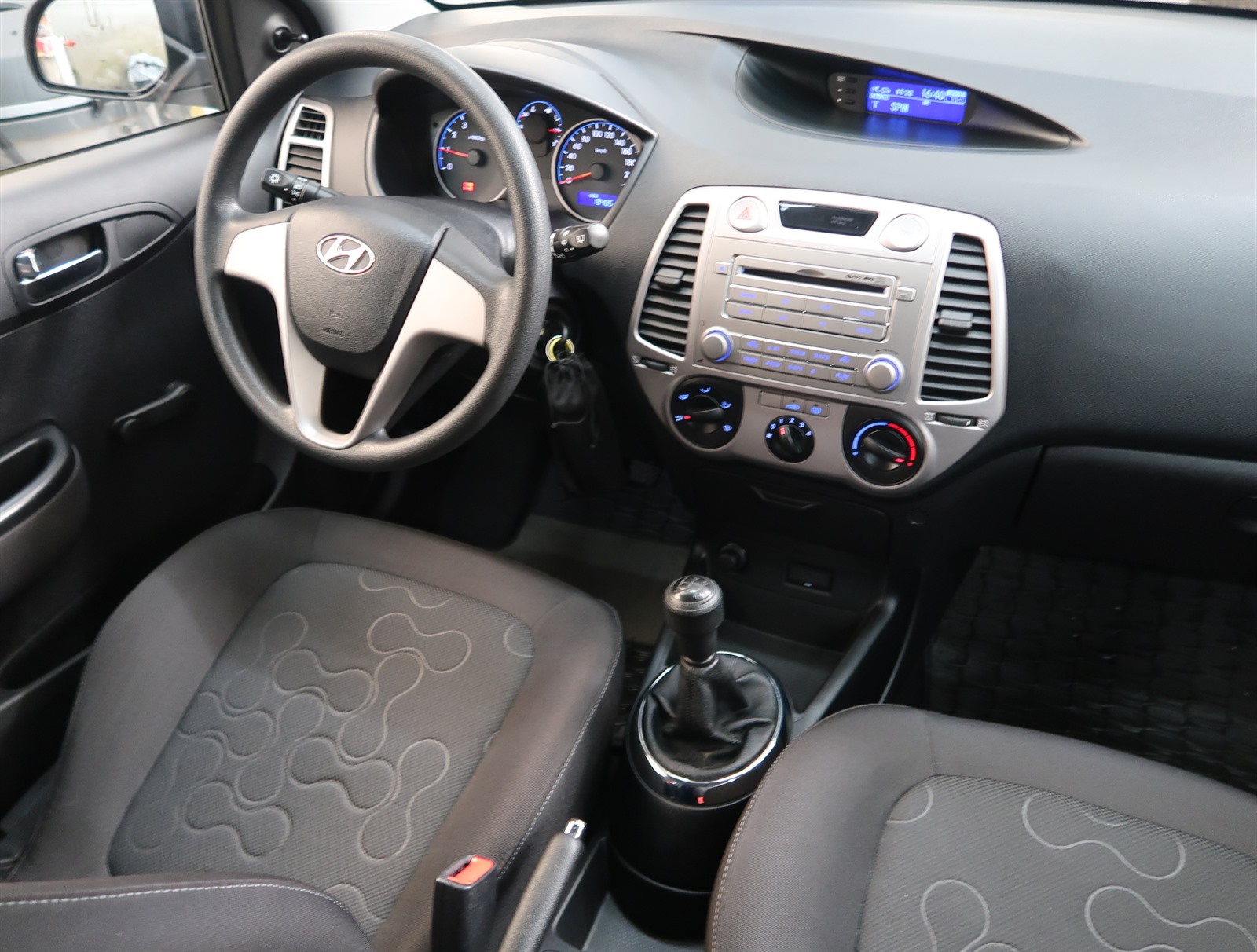 Hyundai i20, 2010 - pohled č. 9