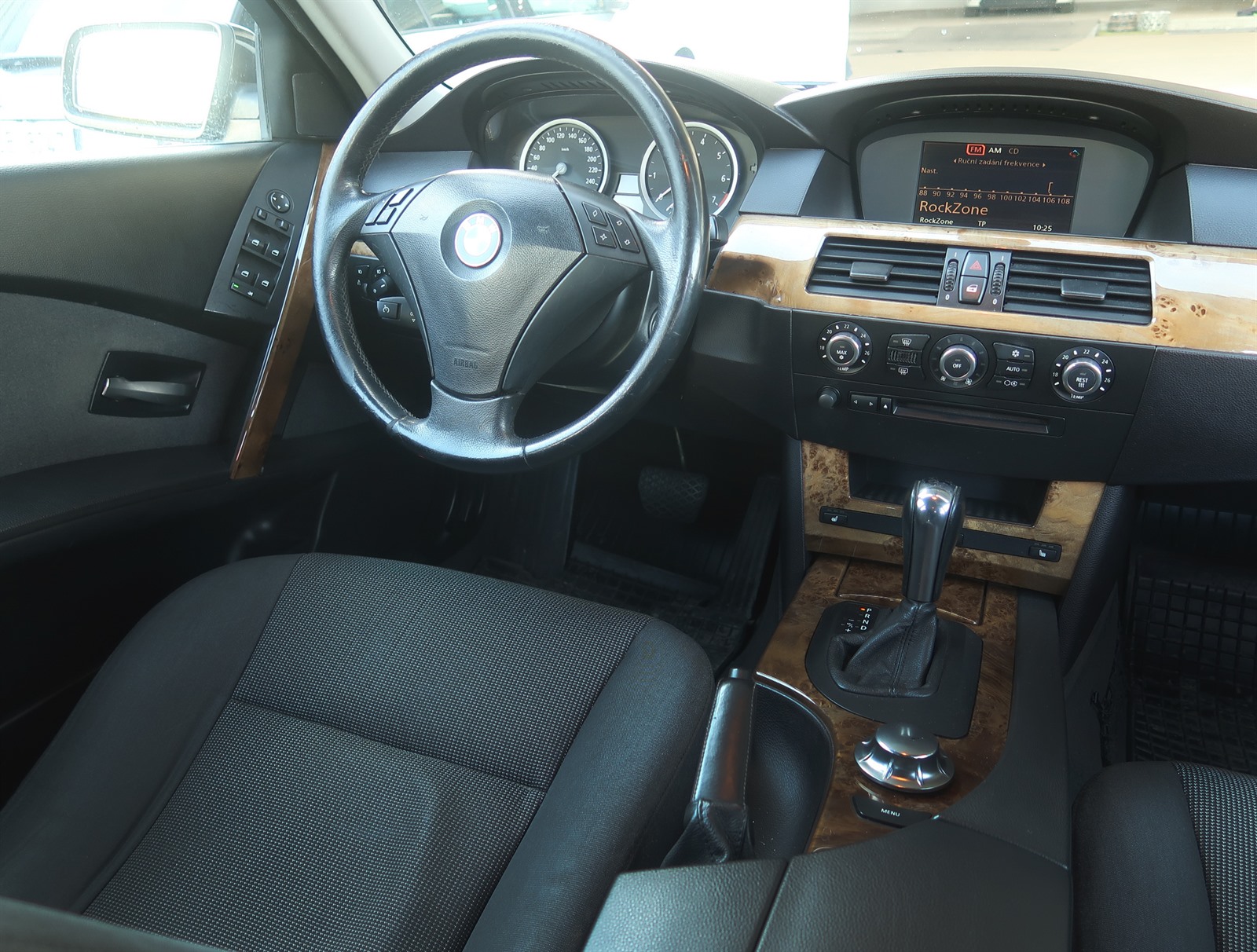 BMW Řada 5, 2005 - pohled č. 9