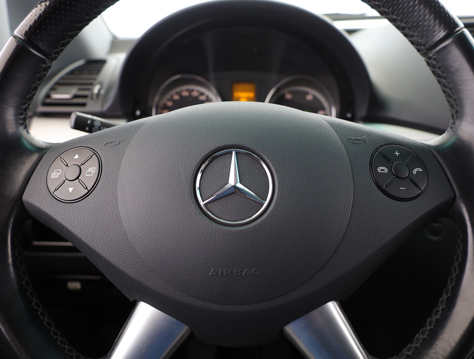 Mercedes-Benz Viano, 2011 - pohled č. 14