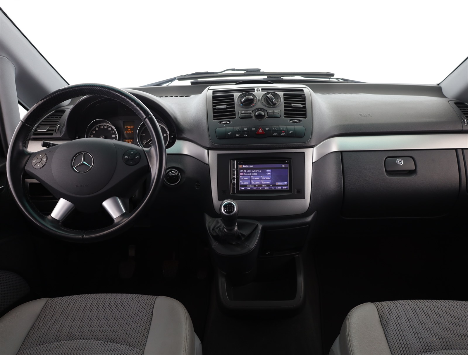 Mercedes-Benz Viano, 2011 - pohled č. 9
