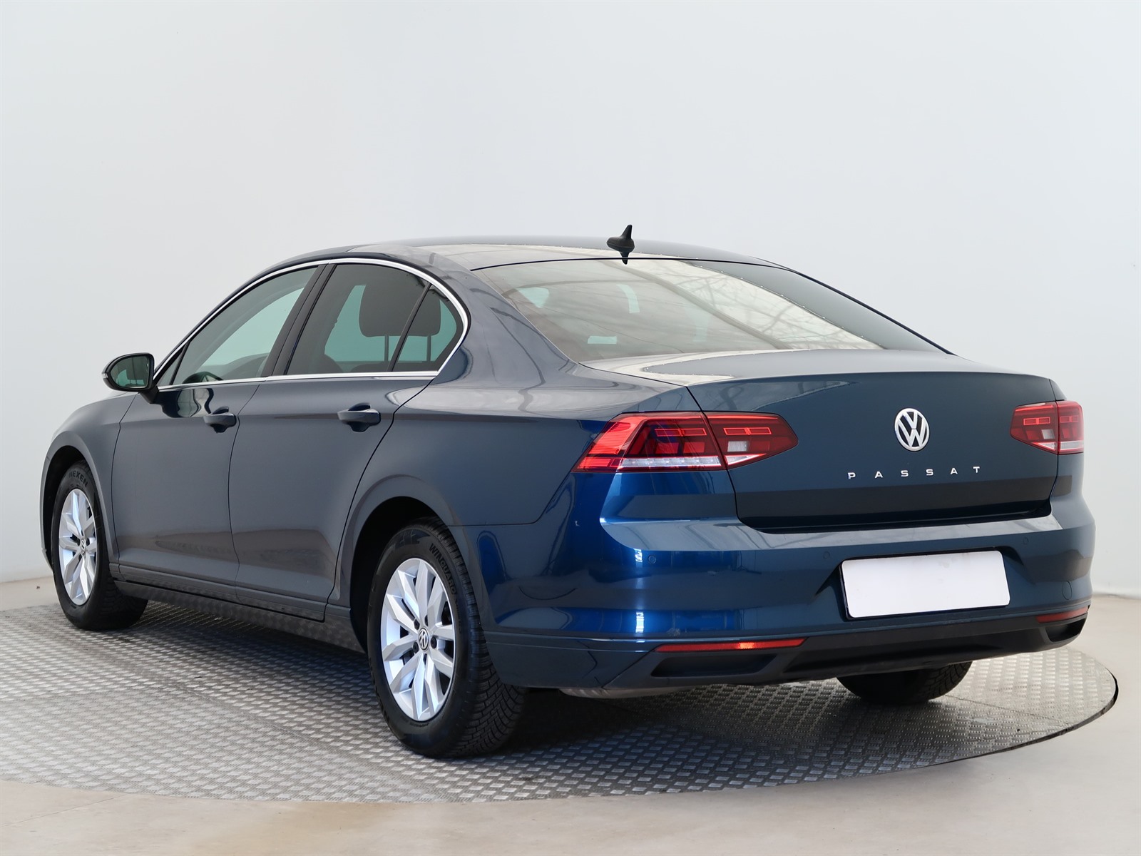 Volkswagen Passat, 2020 - pohled č. 5