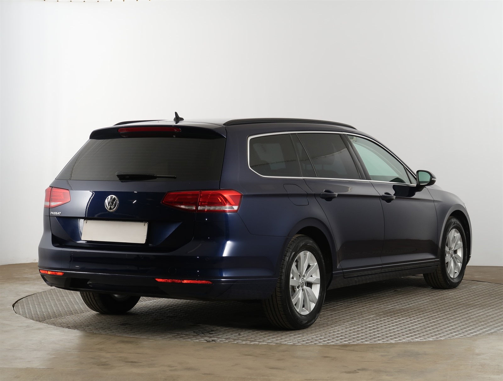 Volkswagen Passat, 2019 - pohled č. 7