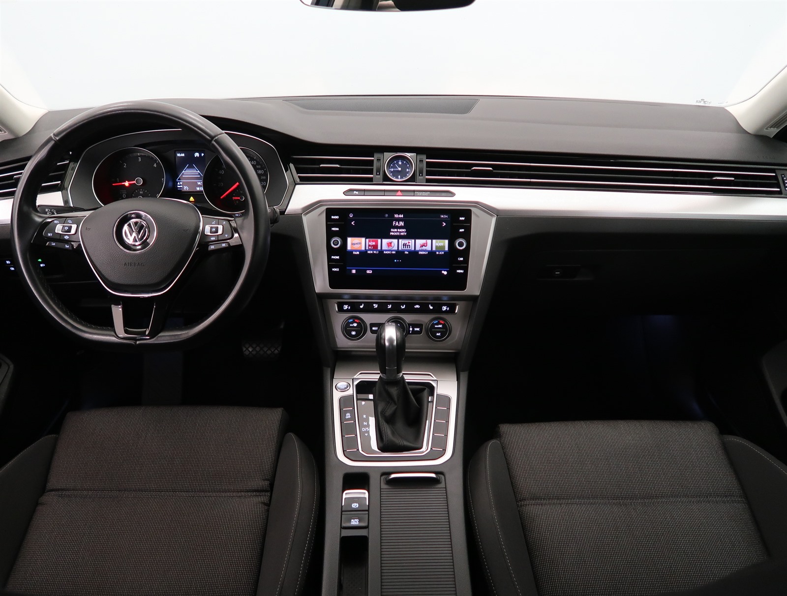 Volkswagen Passat, 2019 - pohled č. 10