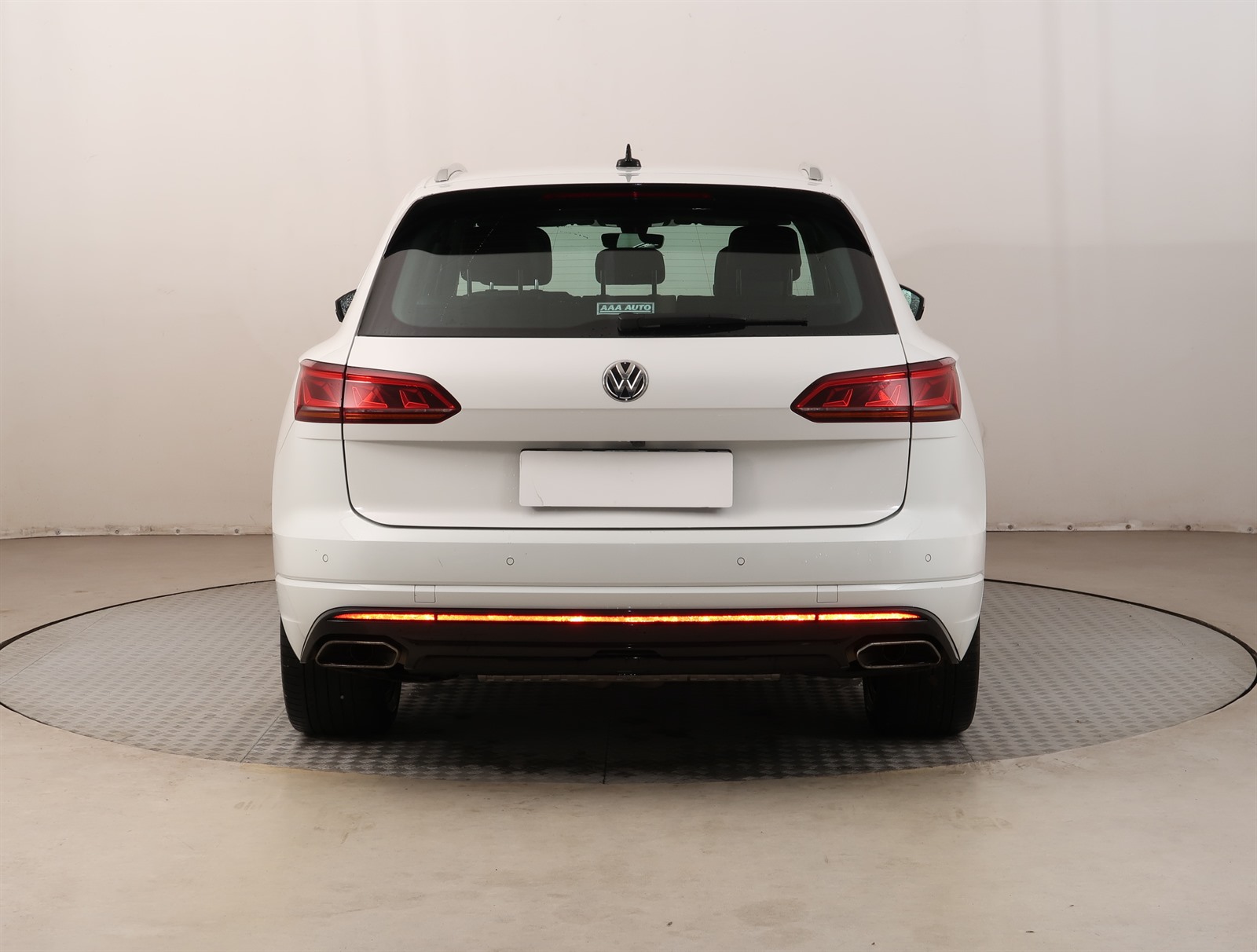 Volkswagen Touareg, 2020 - pohled č. 6
