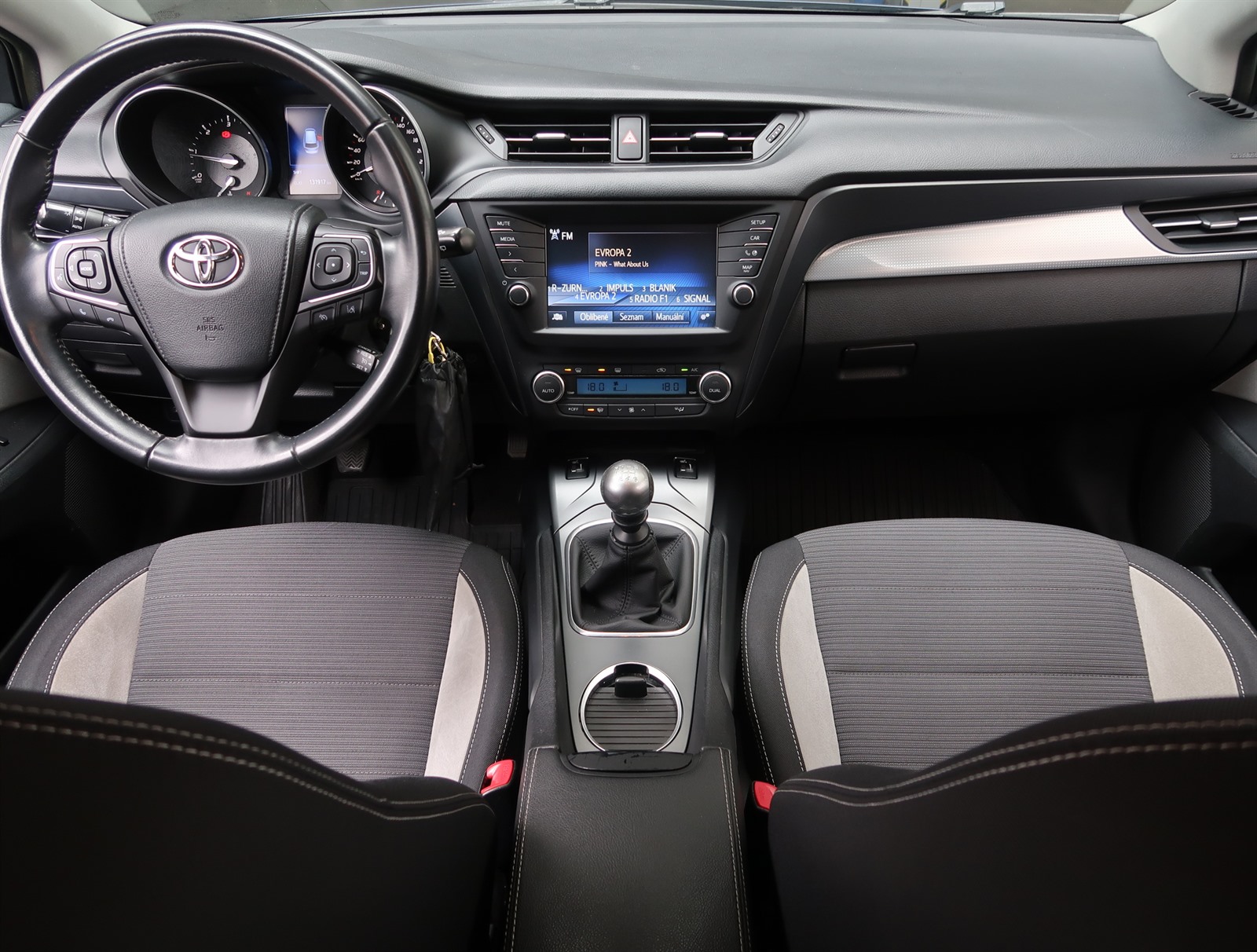Toyota Avensis, 2015 - pohled č. 10
