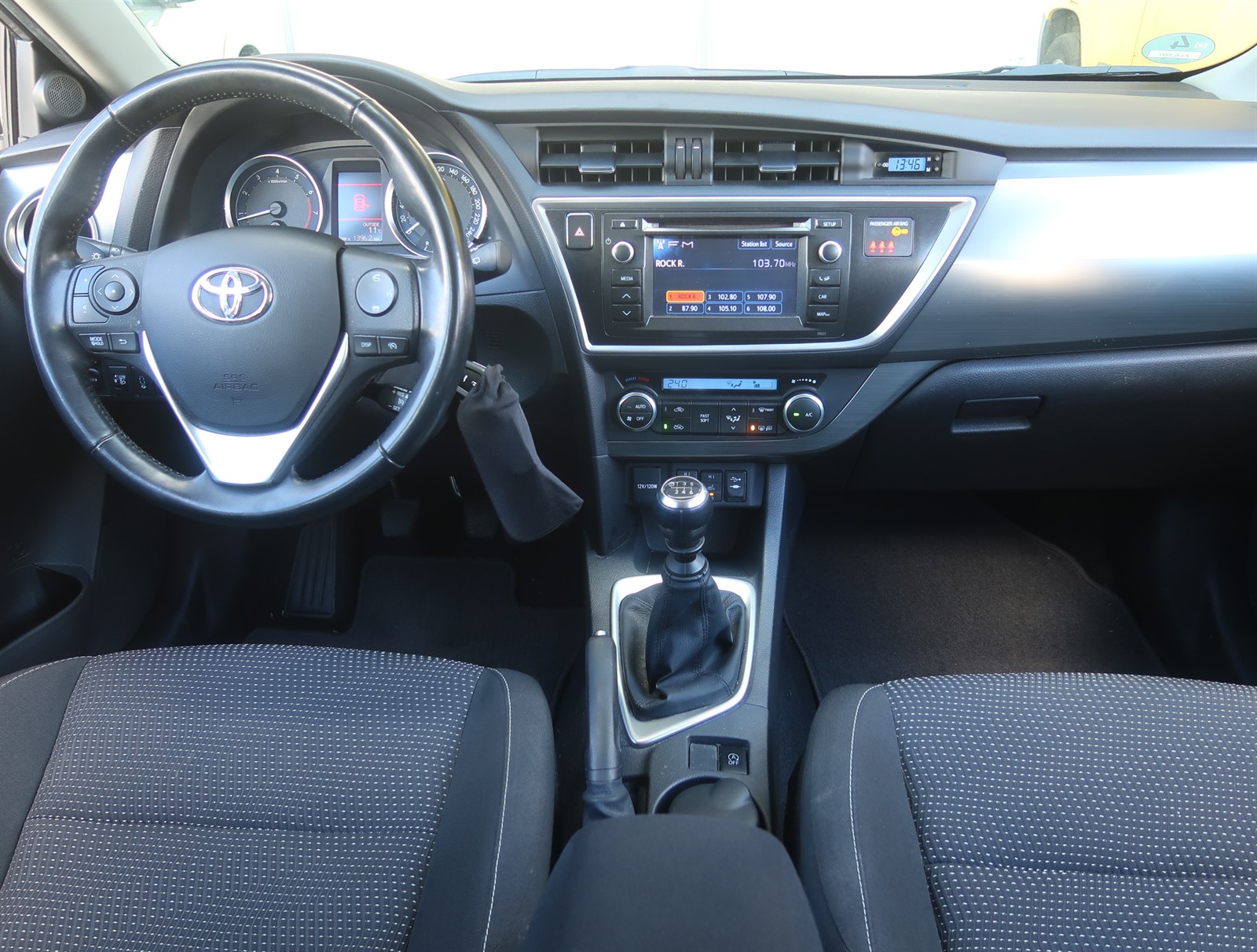 Toyota Auris, 2013 - pohled č. 10