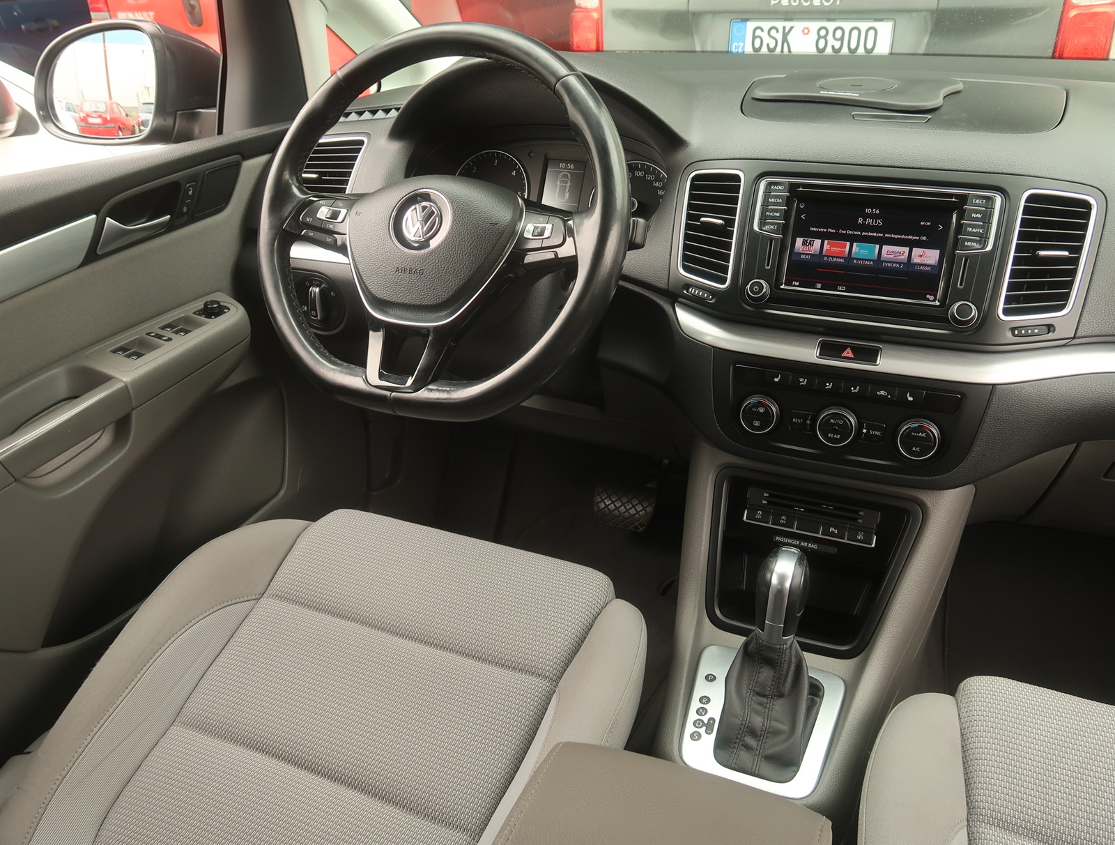 Volkswagen Sharan, 2015 - pohled č. 9