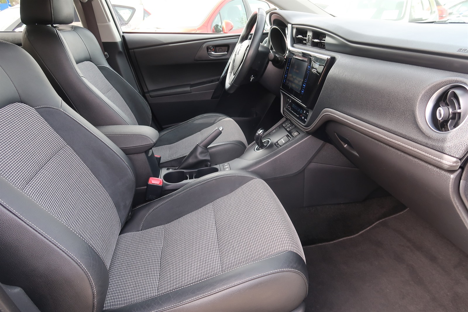 Toyota Auris, 2016 - pohled č. 12