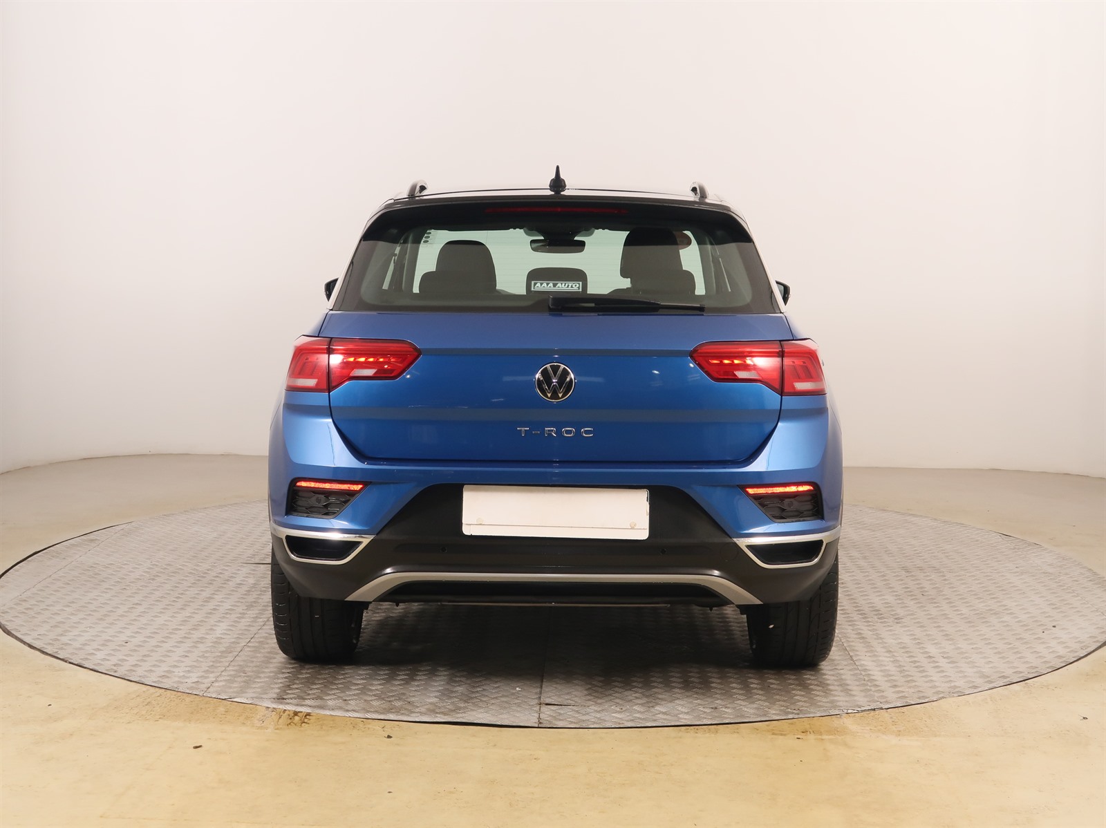 Volkswagen T-Roc, 2021 - pohled č. 6